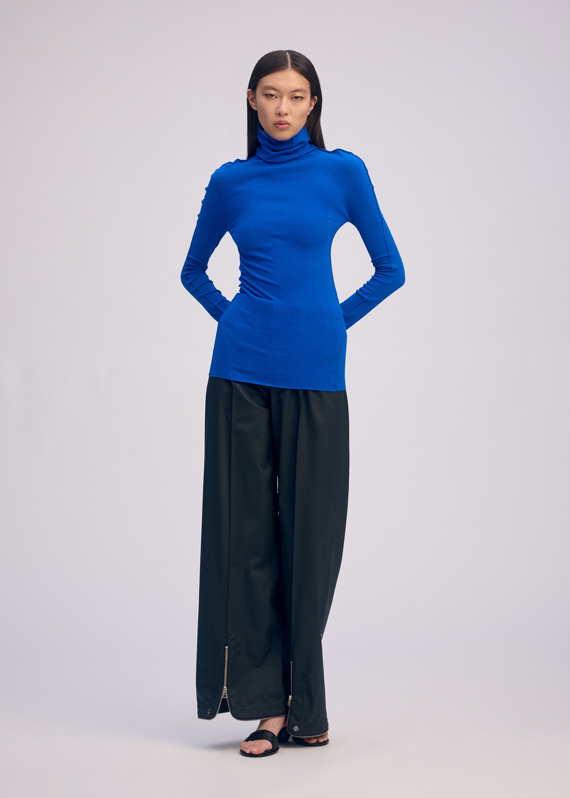 Issey Miyake Cotton Baguette-66 top Off-White vel. 2 přiléhavý