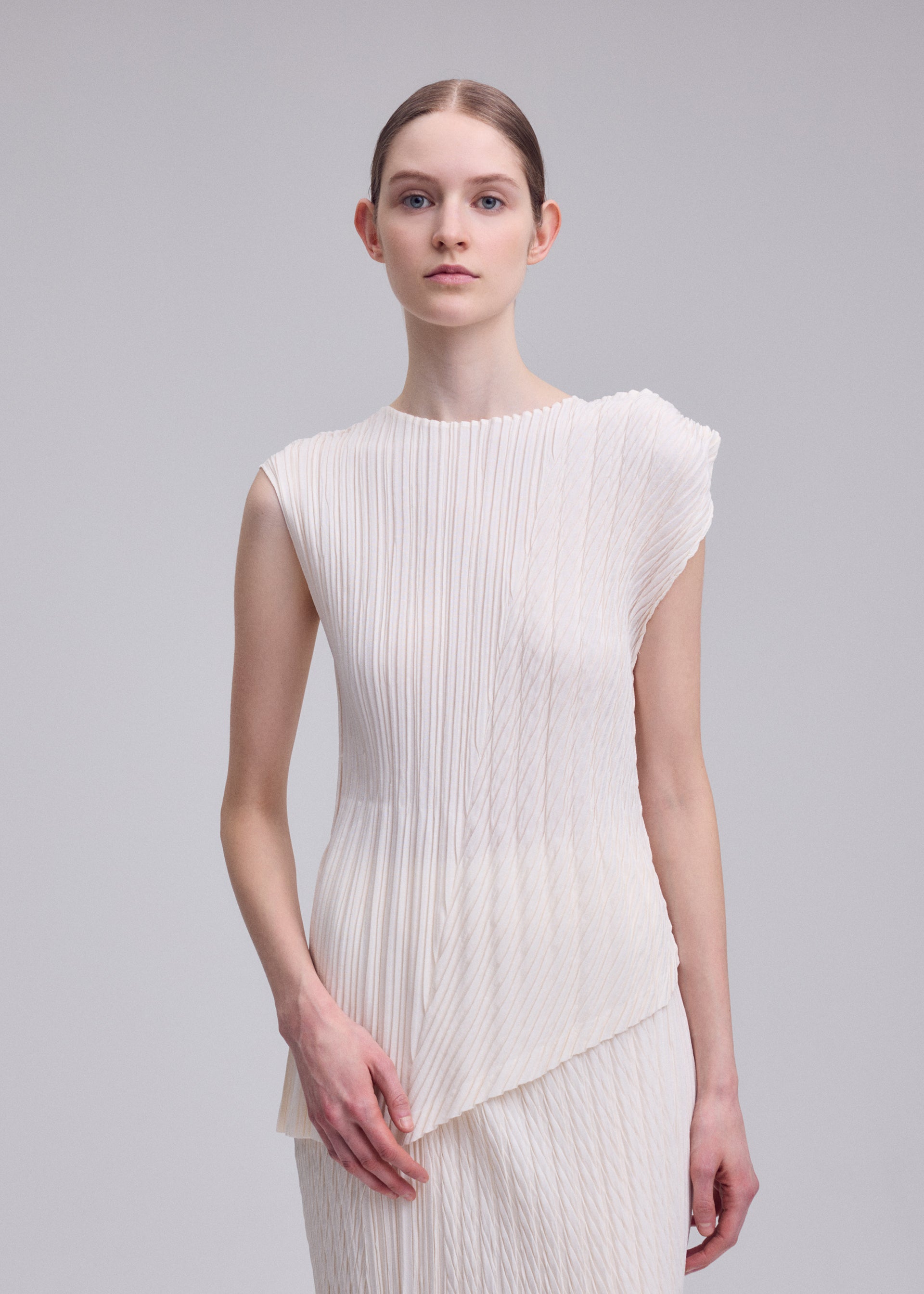 Issey Miyake Unfurling Pleats top Off-White