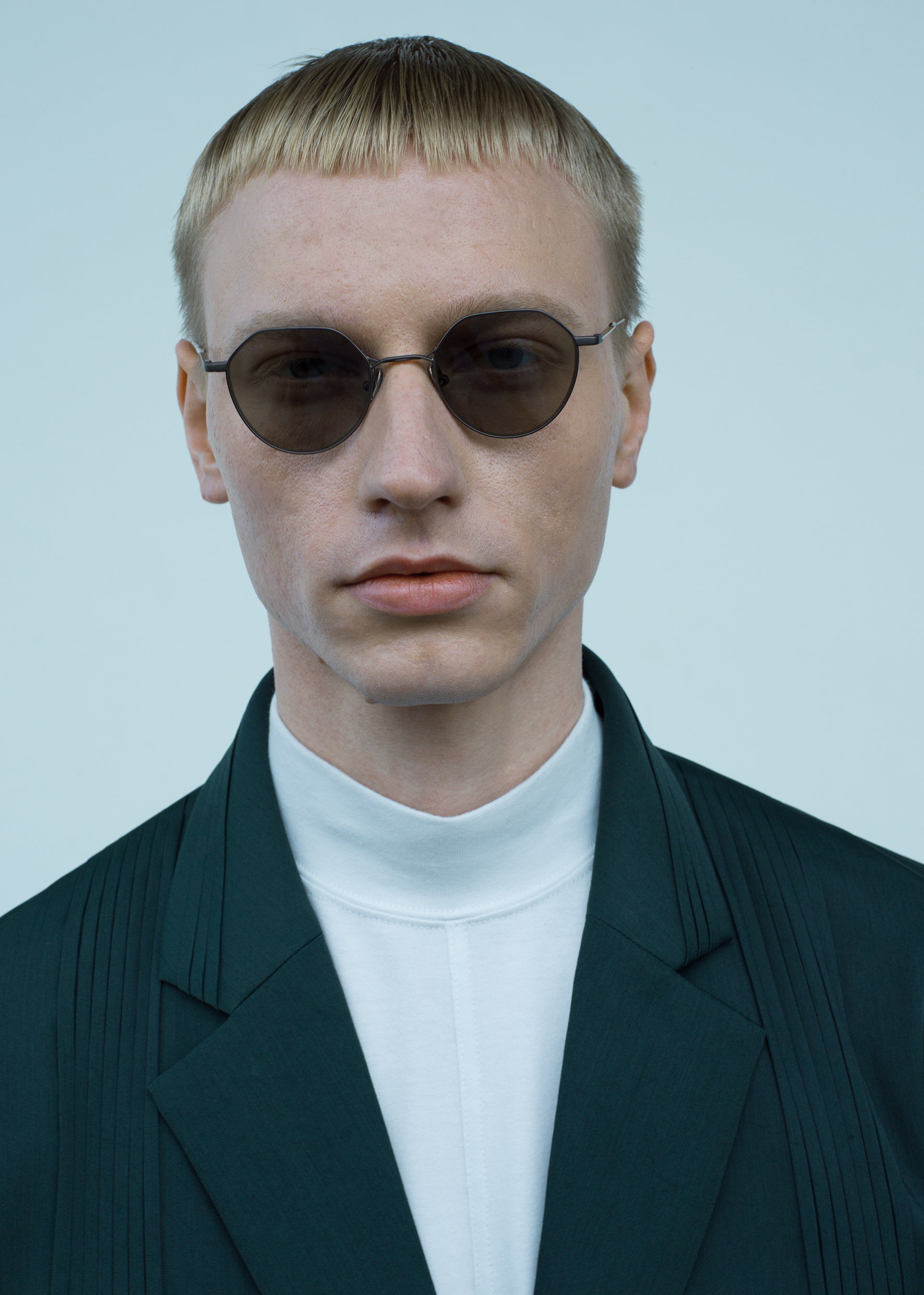 Issey Miyake Eyes Pant IX sluneční brýle černé