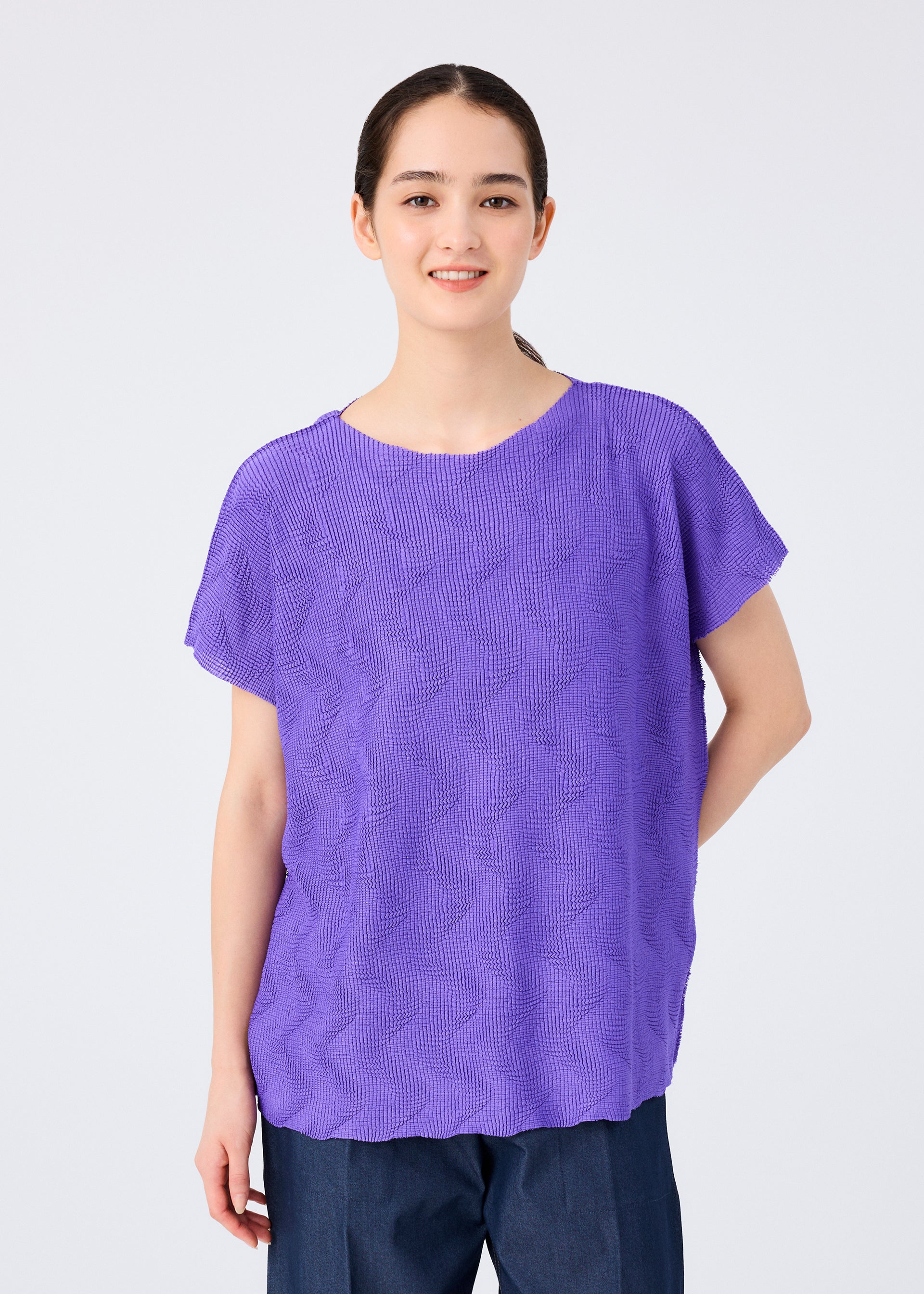 Issey Miyake Wave Knit Stretch Pleats top bílý vlnitý