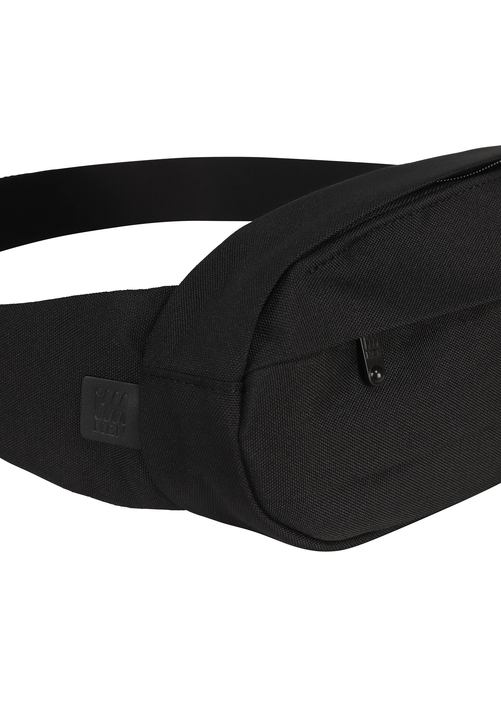 IM Men Issey Miyake Cummerbund Bag taška černá