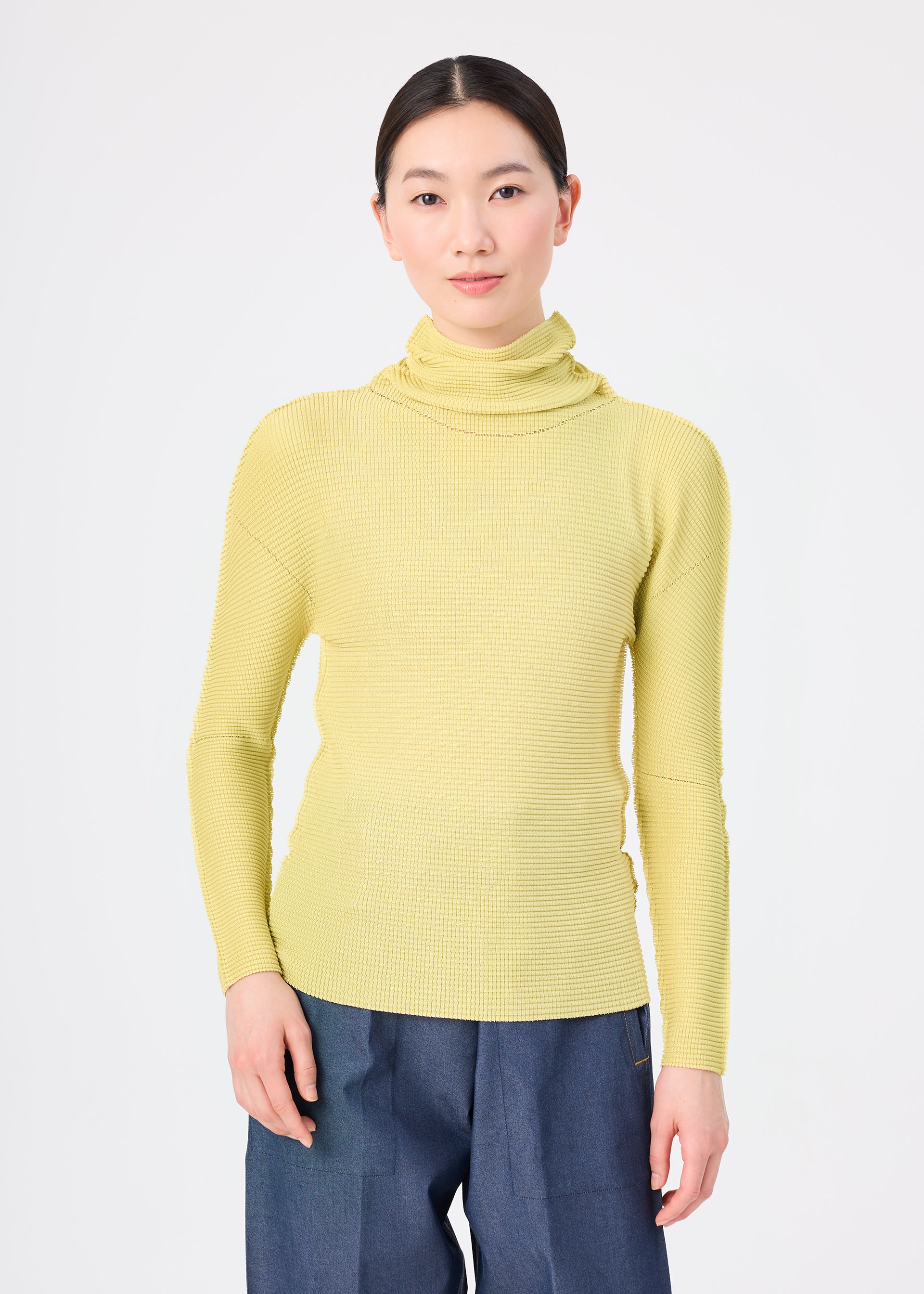 Issey Miyake Knit Stretch Pleats 1 rolák taupe