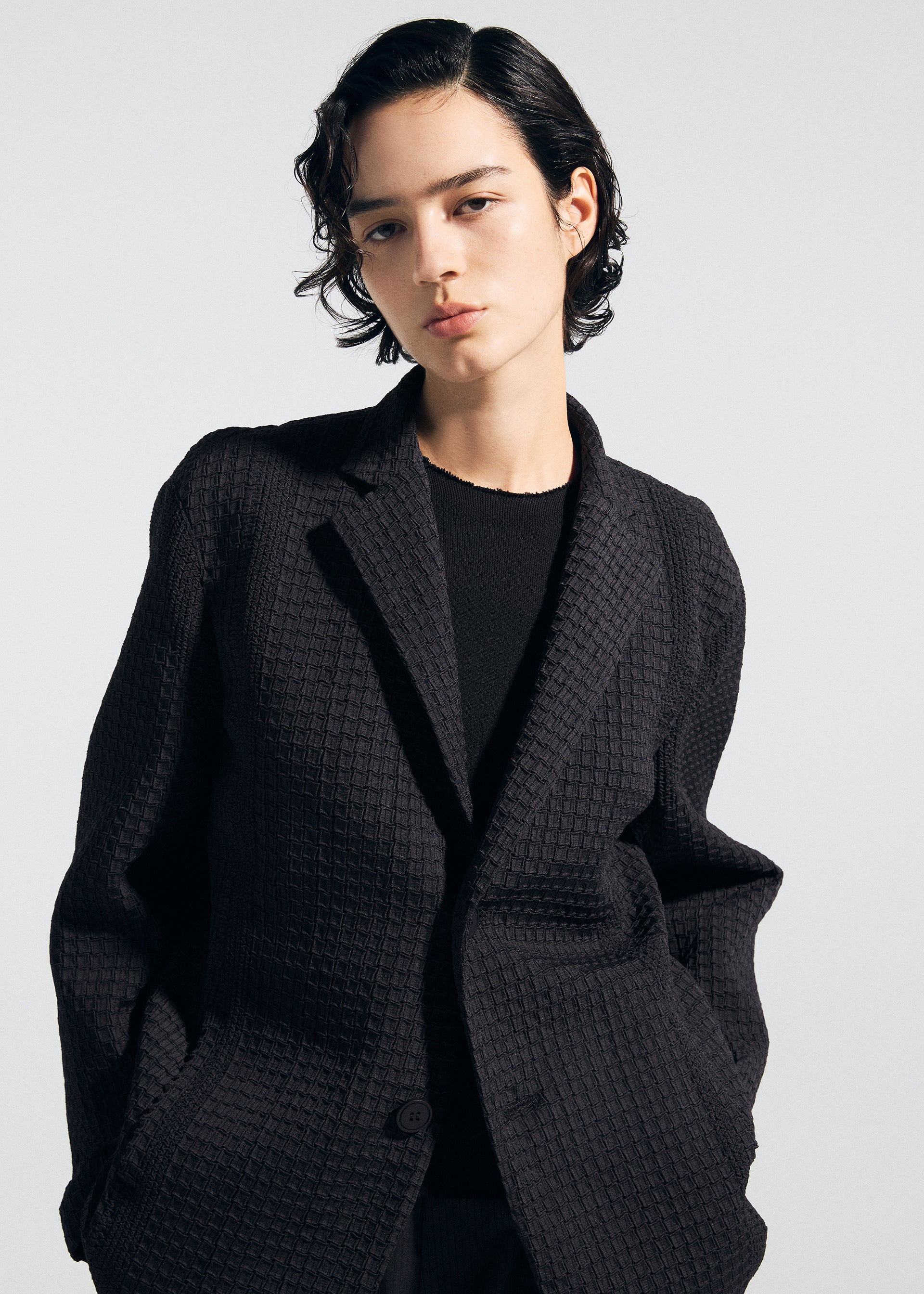 Issey Miyake Type-O 014 sako černé strečové