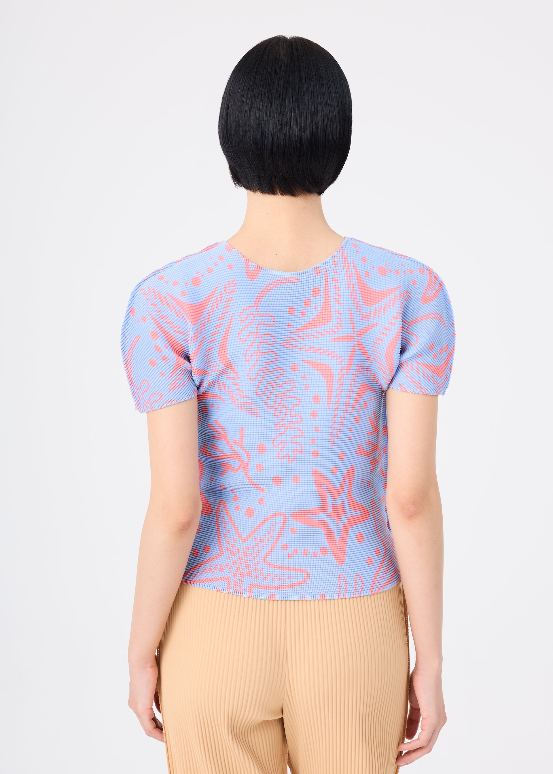 Issey Miyake me Starfish top černý plisovaný vzor