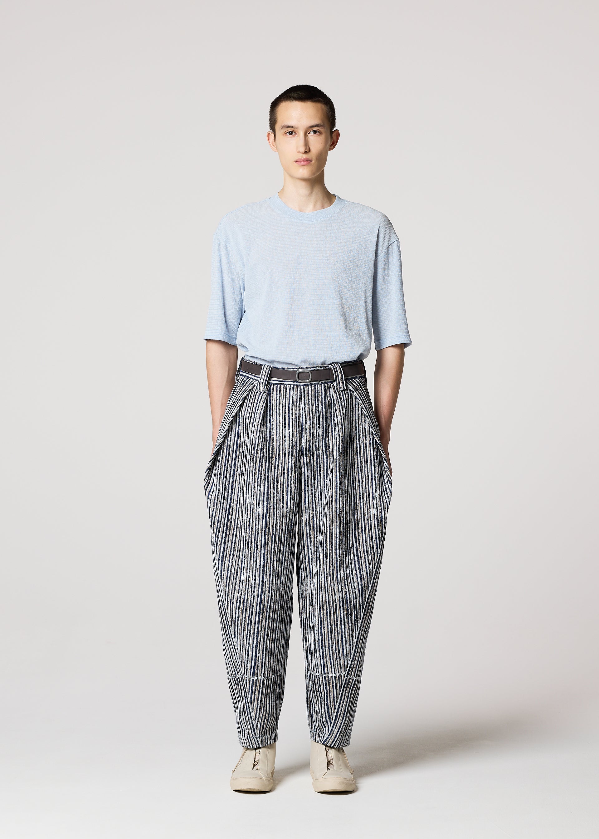 Issey Miyake Curviness kalhoty Light Blue vel. 2