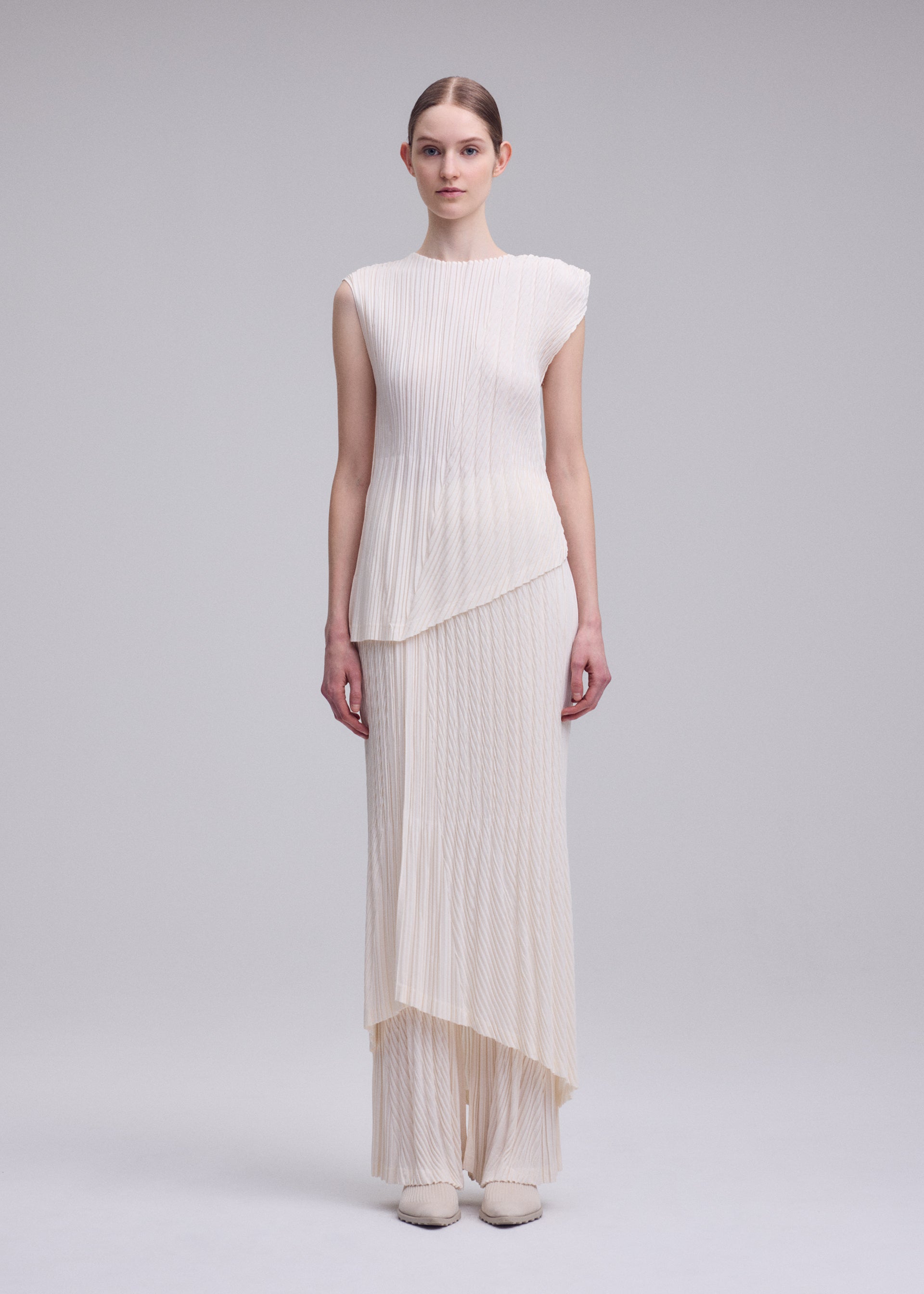 Issey Miyake Unfurling Pleats top Off-White