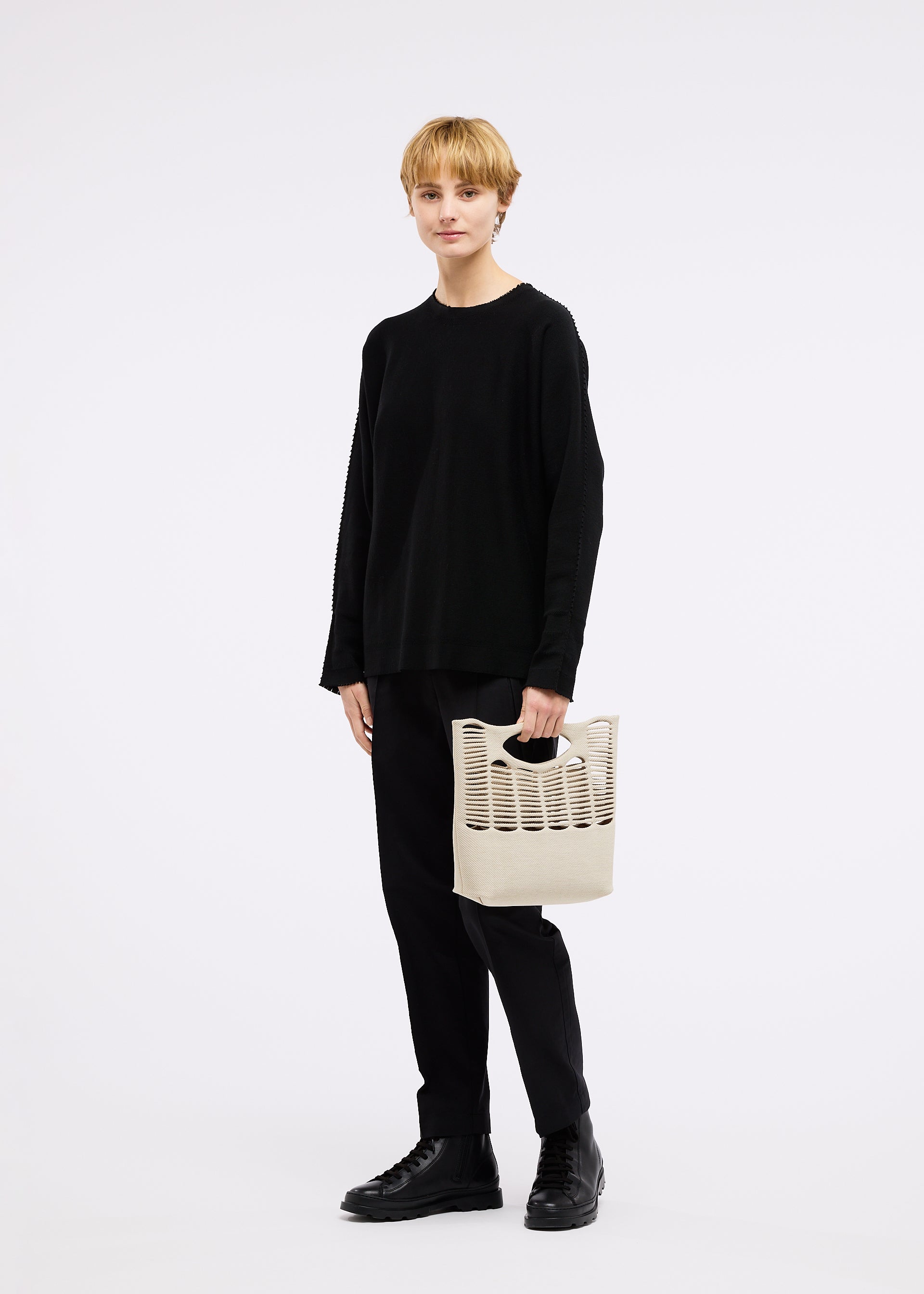 Issey Miyake Mokko Twill pletená taška off white×beige pratelná