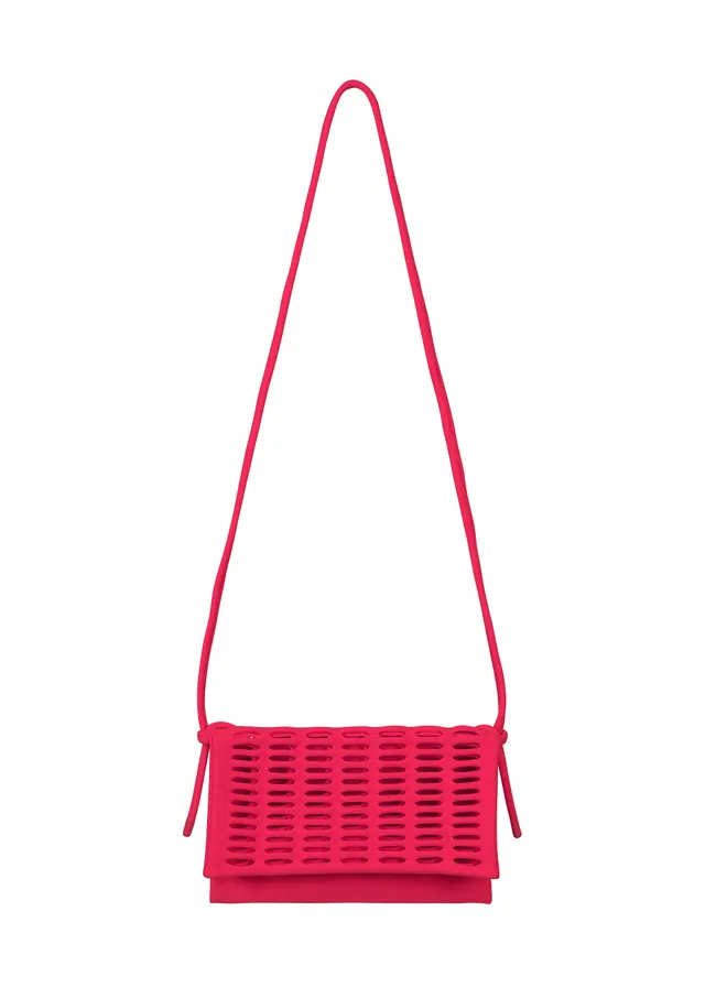 Issey Miyake Mokko Flap Pouch kabelka růžová pletená