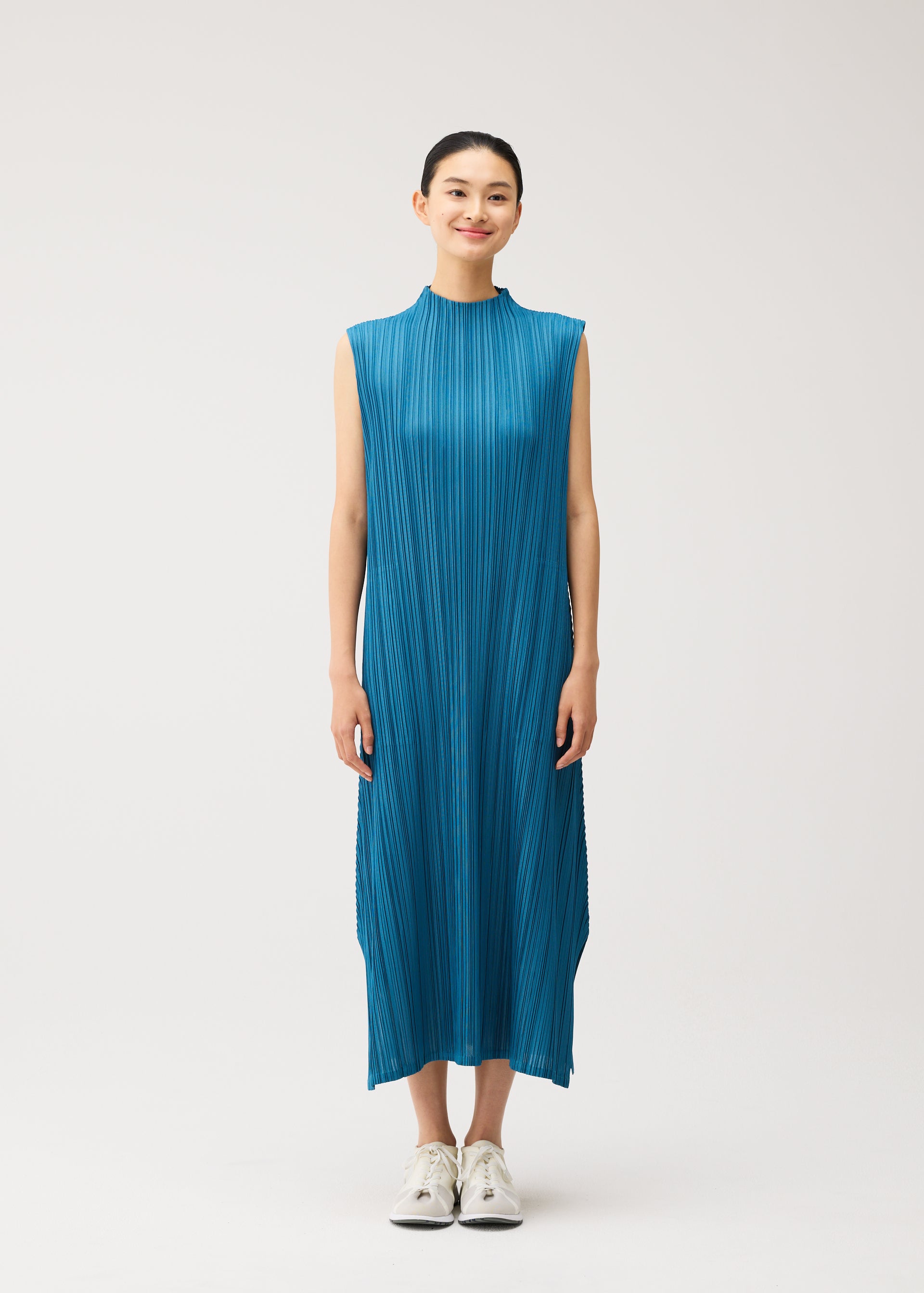 Issey Miyake Mellow Pleats šaty bez rukávů černá s rolákem