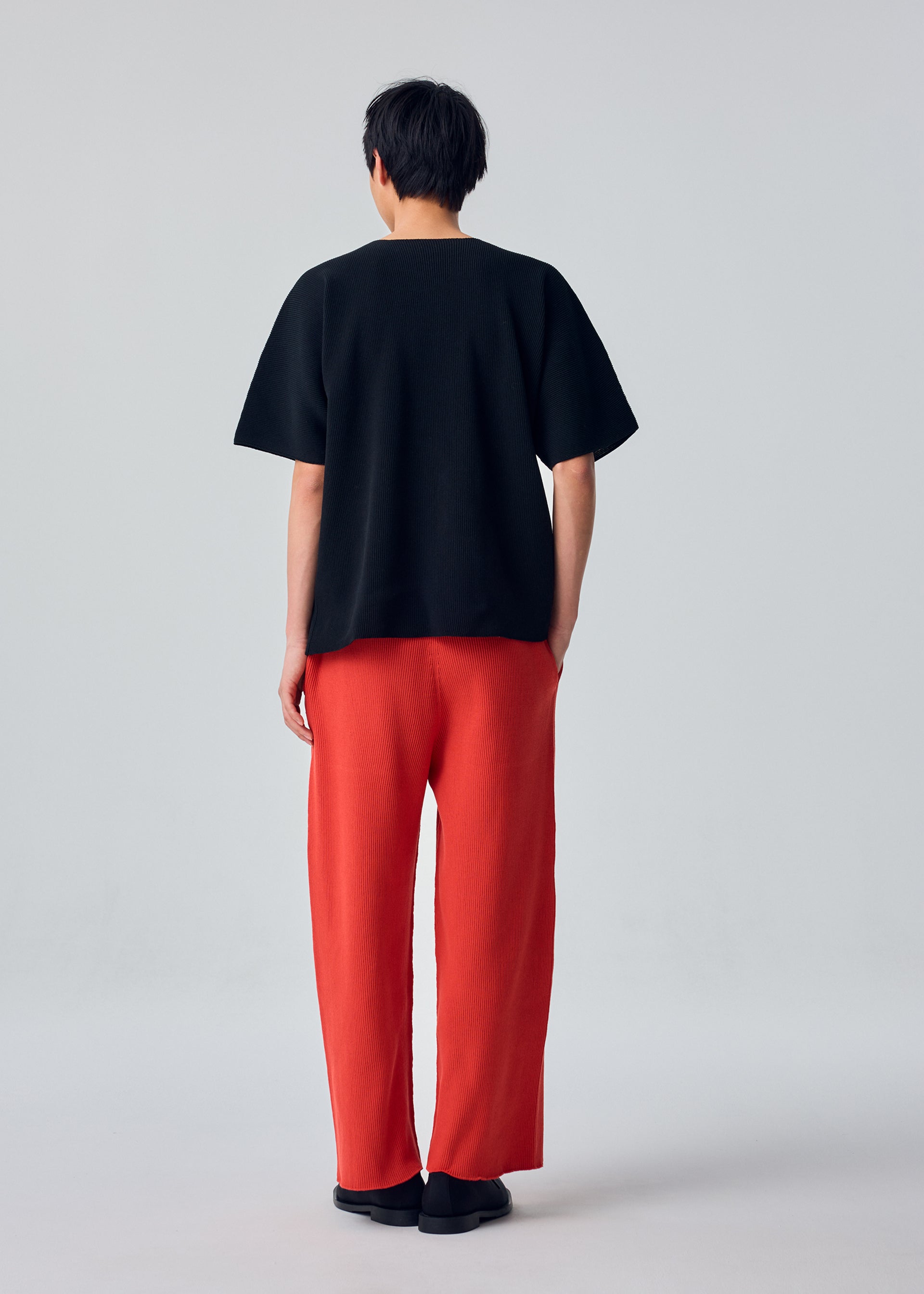 Issey Miyake Basic Knit tričko světle šedá recyklovaný úplet