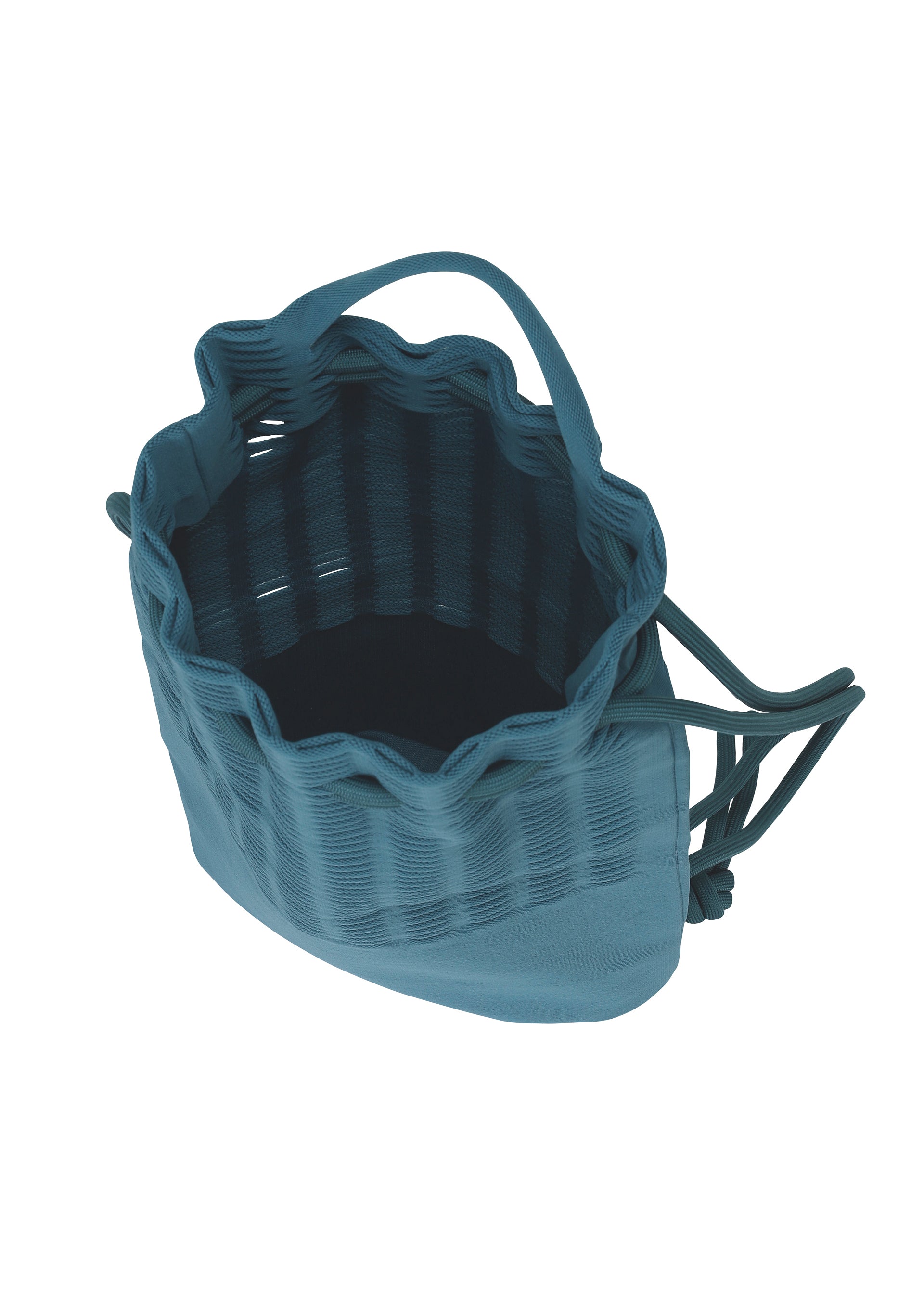 Issey Miyake Mokko batoh shadow blue pletený