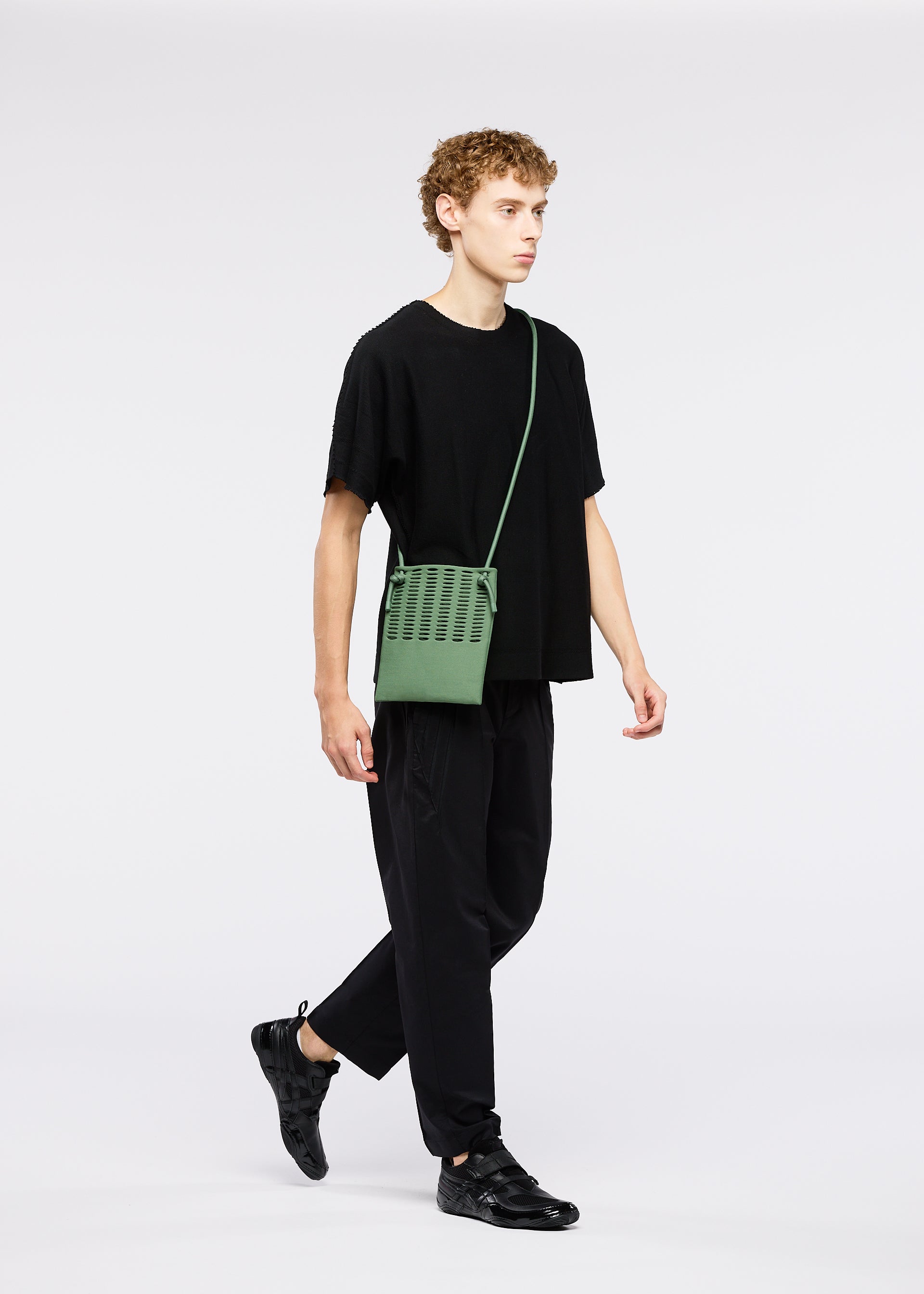 Issey Miyake Mokko Knapsack kabelka sky gray lehký úplet