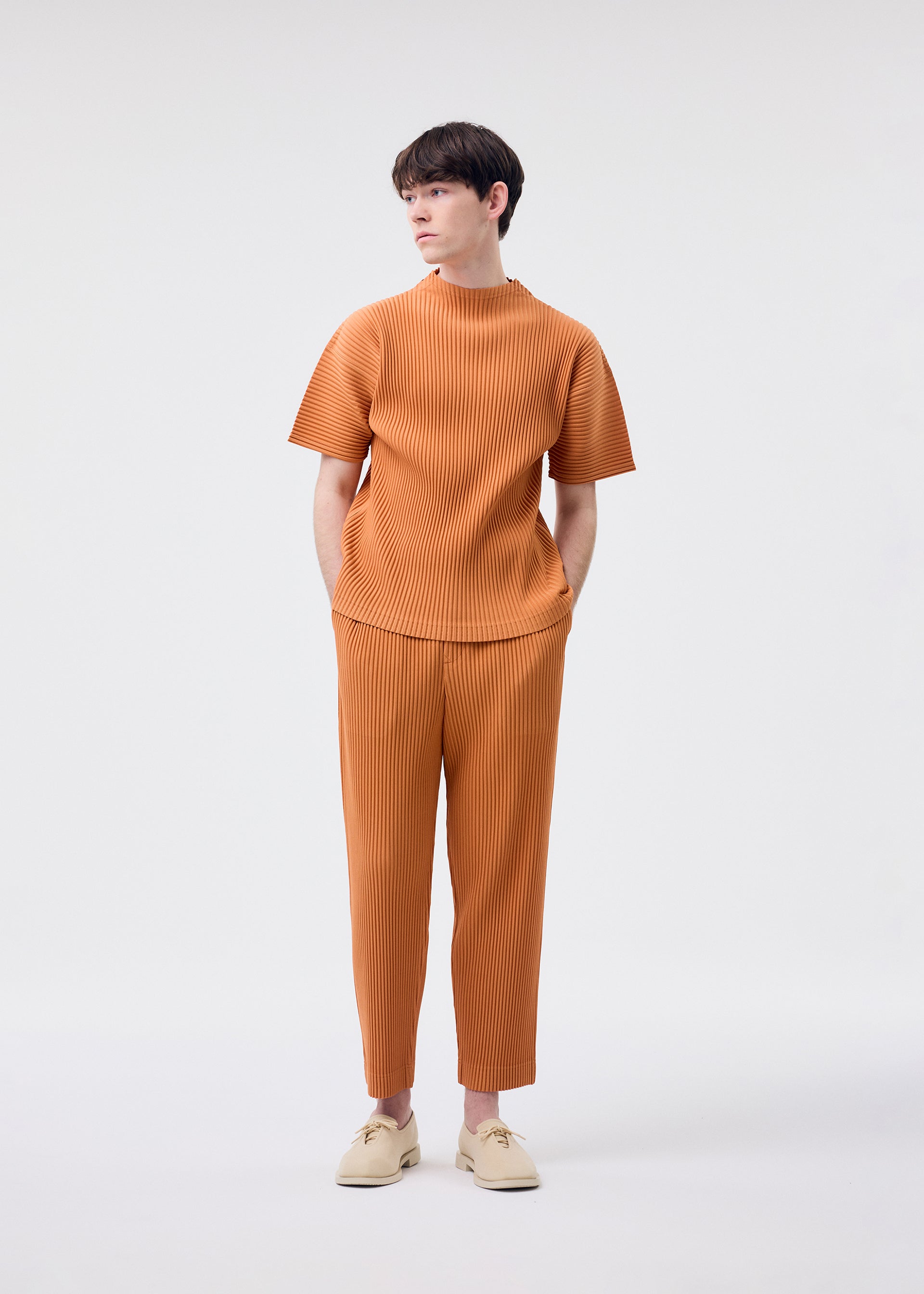 Issey Miyake Monthly Colors March top černý mockneck