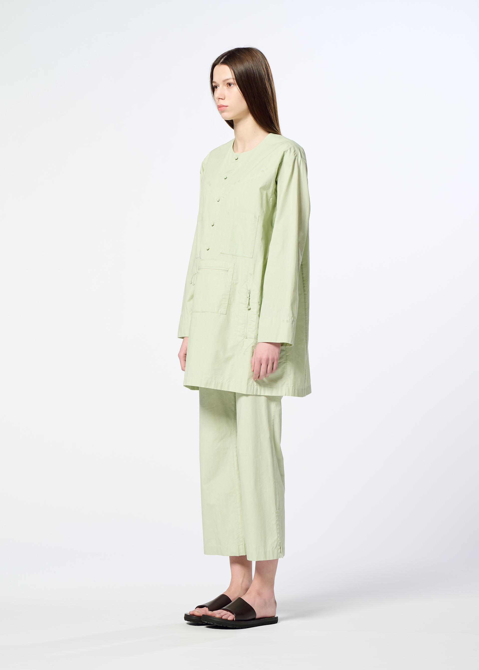 Issey Miyake Kangri Pocket Dot kalhoty bavlněné zkrácené