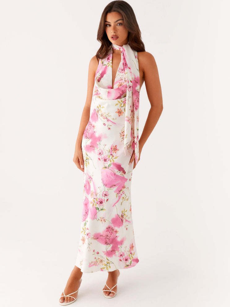 Norielle dlouhé květované šaty růžové holá záda