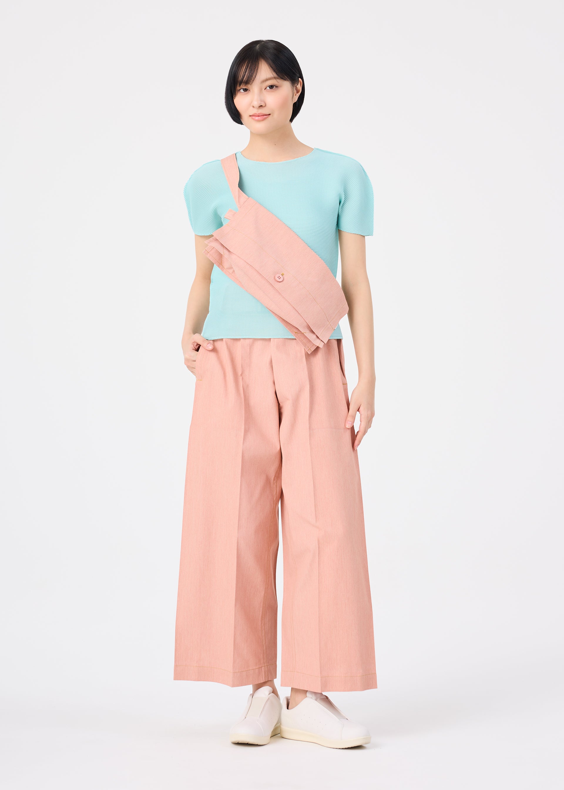 Issey Miyake Flat Denim kabelka přes rameno indigová