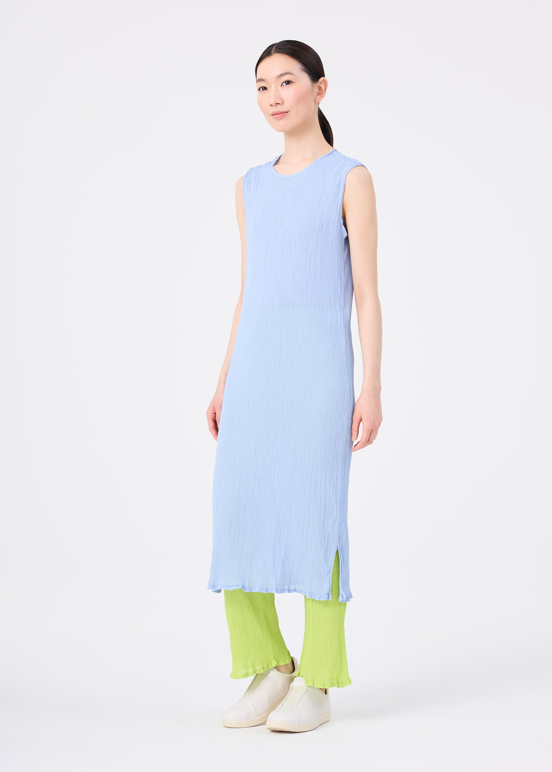 Issey Miyake See-Through Crepe Color šaty Black