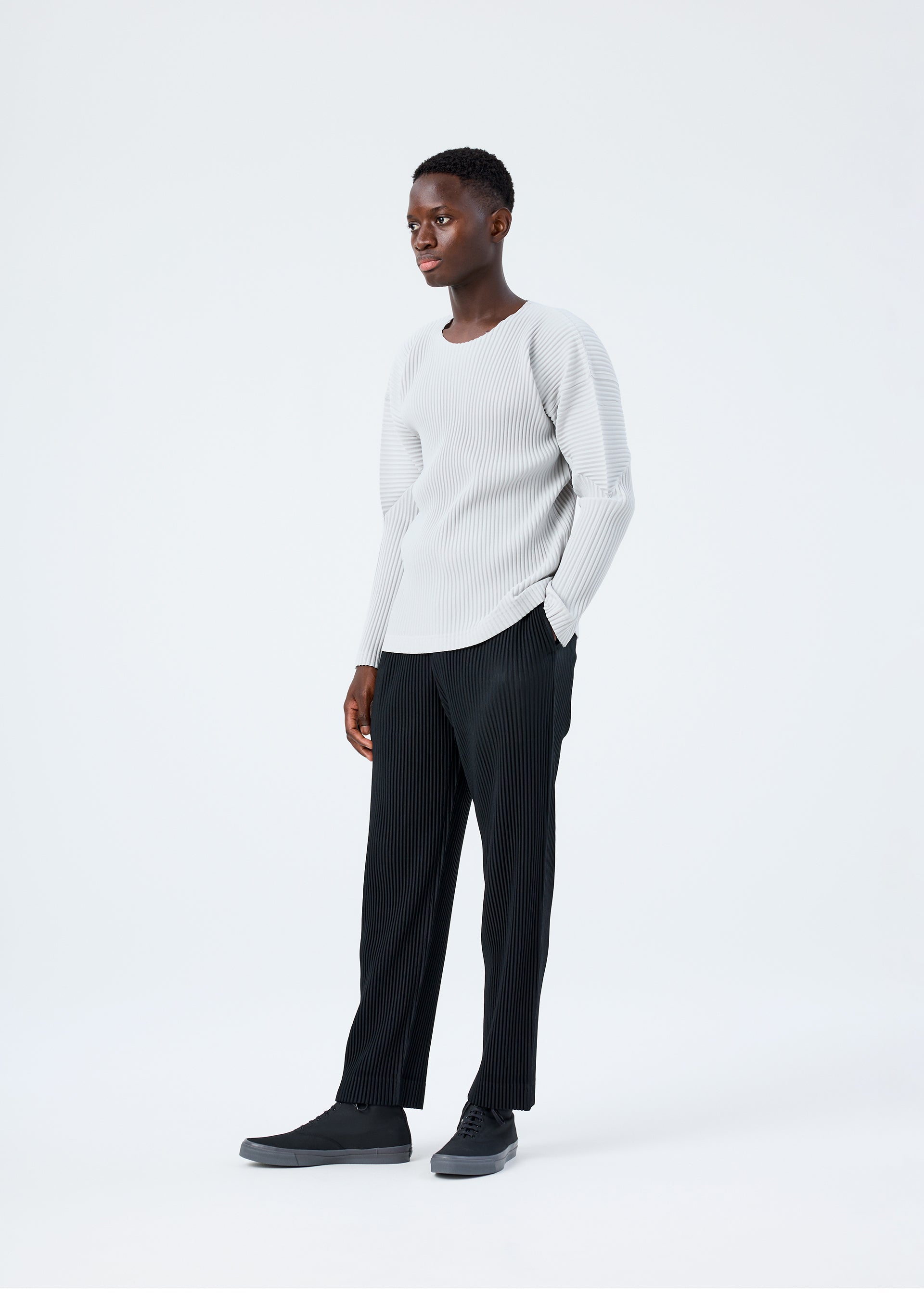 Issey Miyake Basics triko dlouhý rukáv světle šedá vel. 2