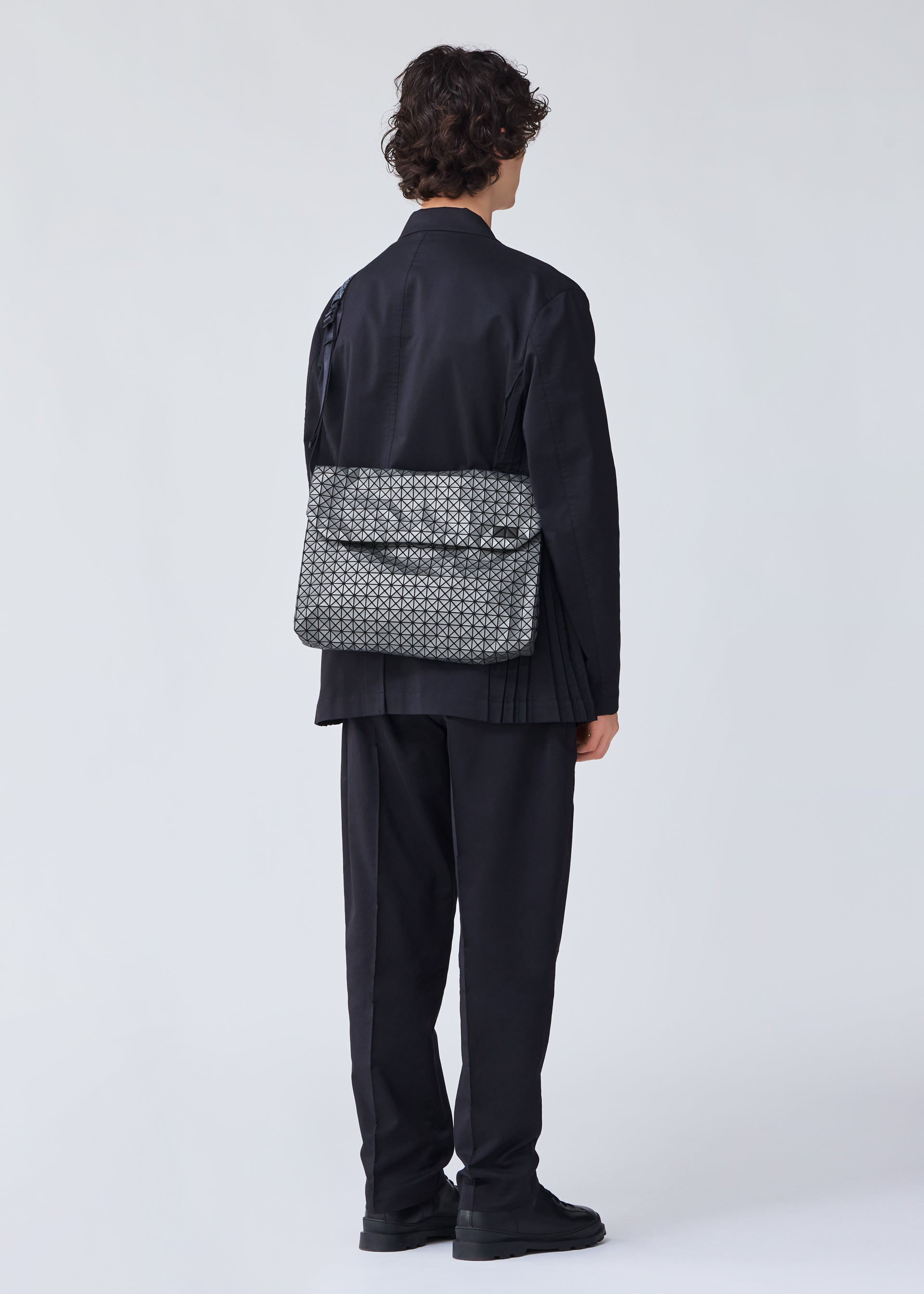 Bao Bao Issey Miyake Froggy Reflector kabelka šedá reflexní