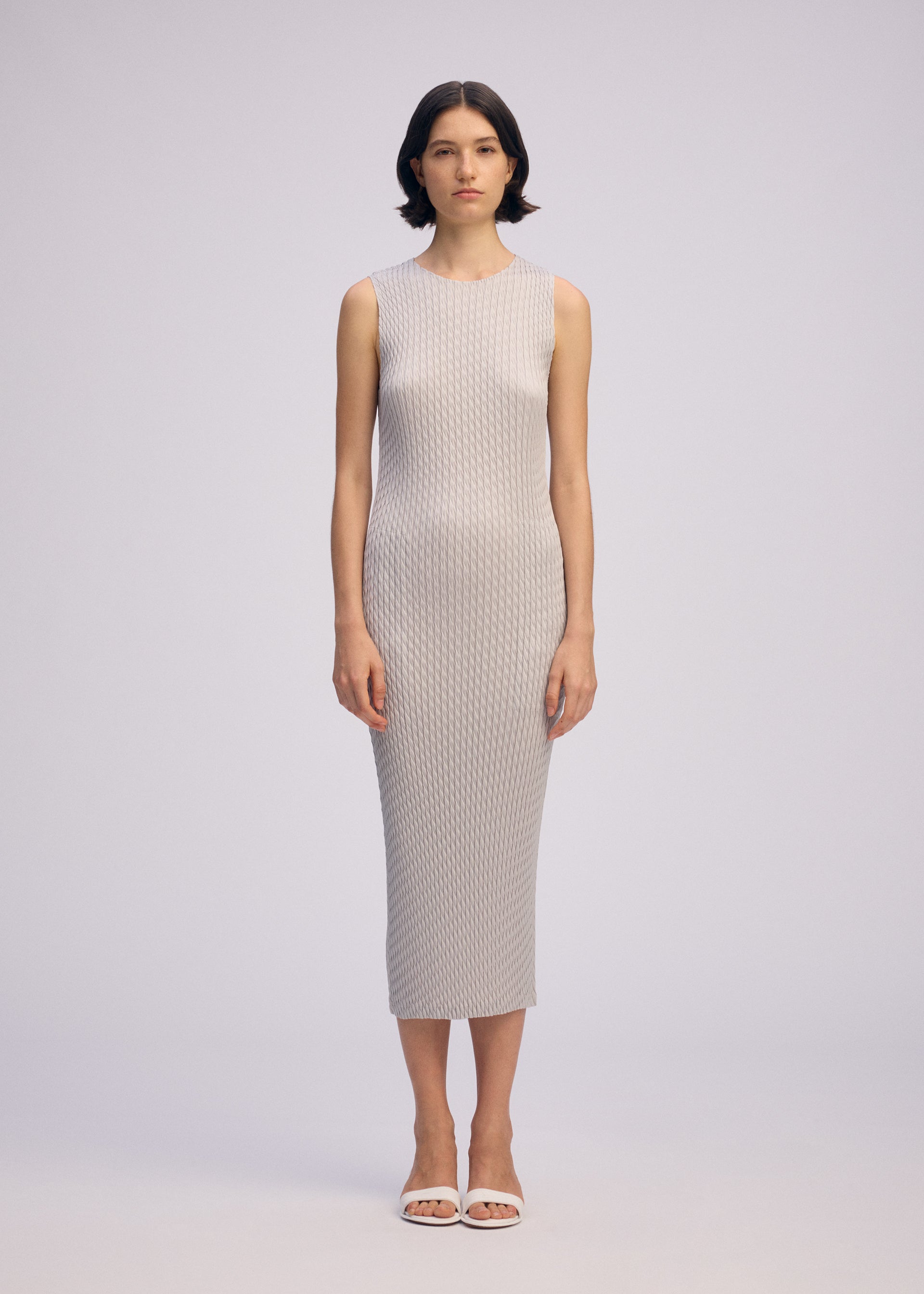 Issey Miyake Sleek Pleats šaty šedé vel. 2 saténové