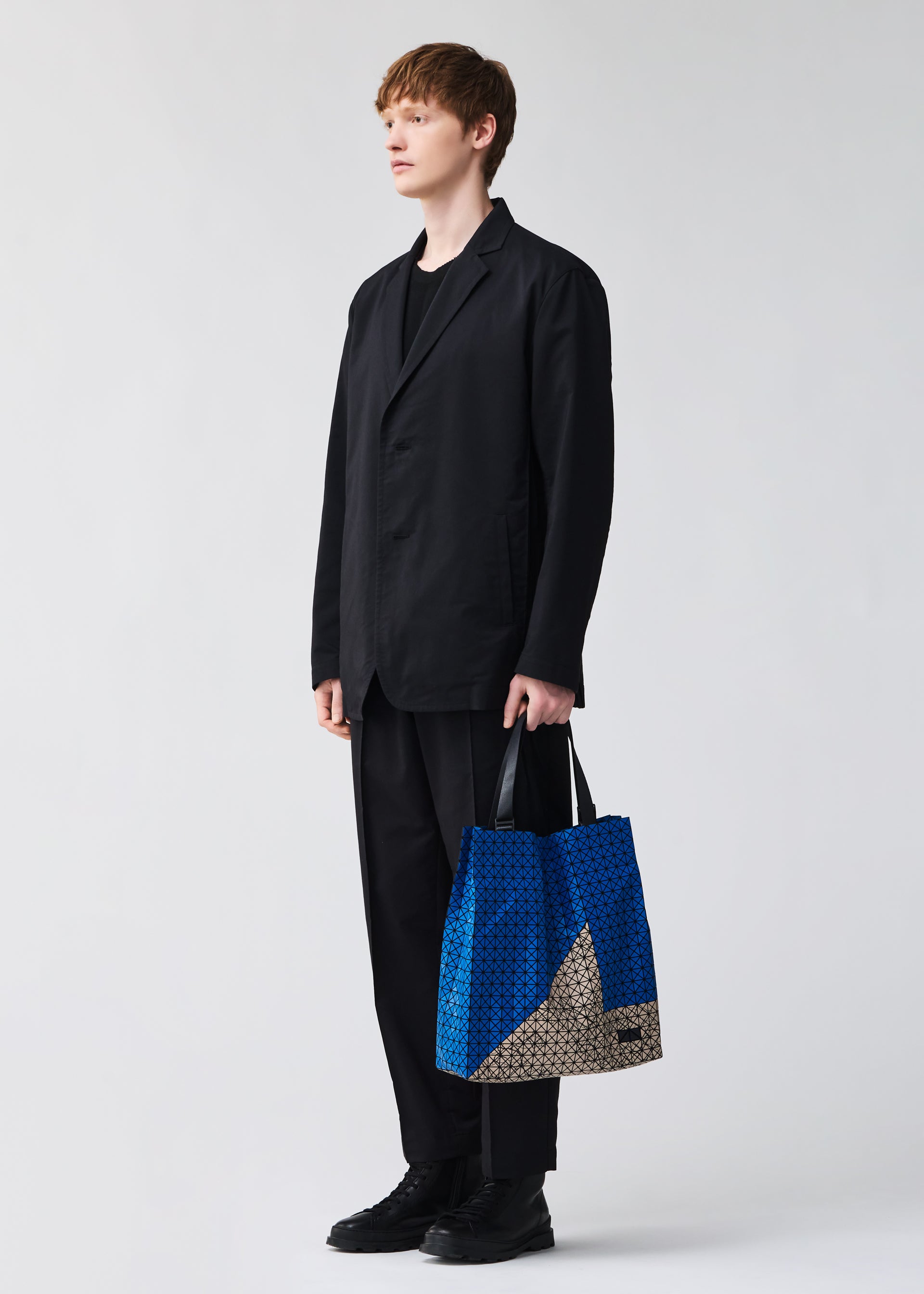 Issey Miyake Cart Autobahn tote tmavě šedá A4 na notebook