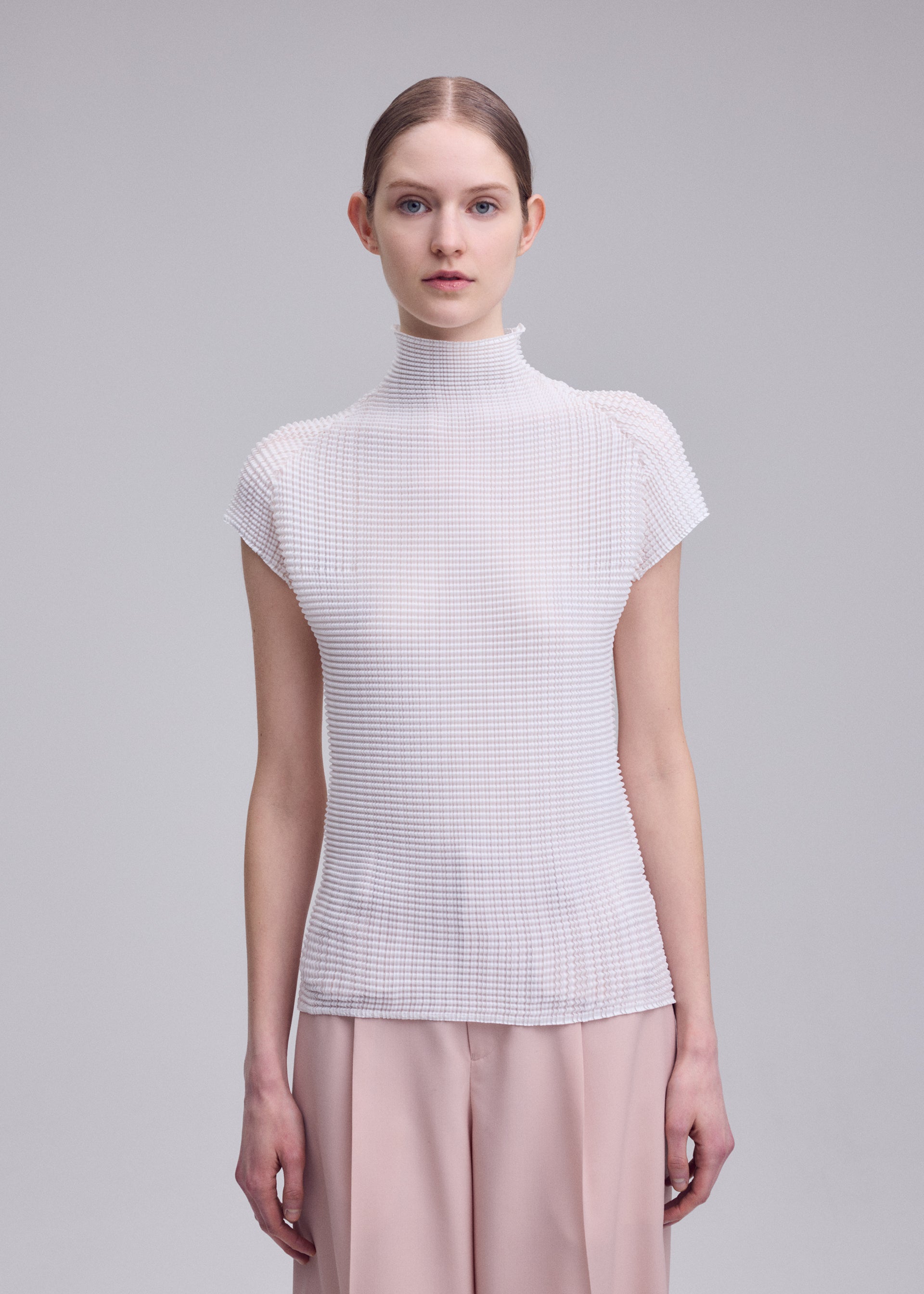 Issey Miyake Wooly Pleats BK/WT-68 top černý vel. 2