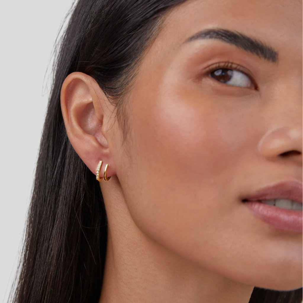 Norielle Double Hoop dvojité náušnice kruhy zlaté krystaly 18K