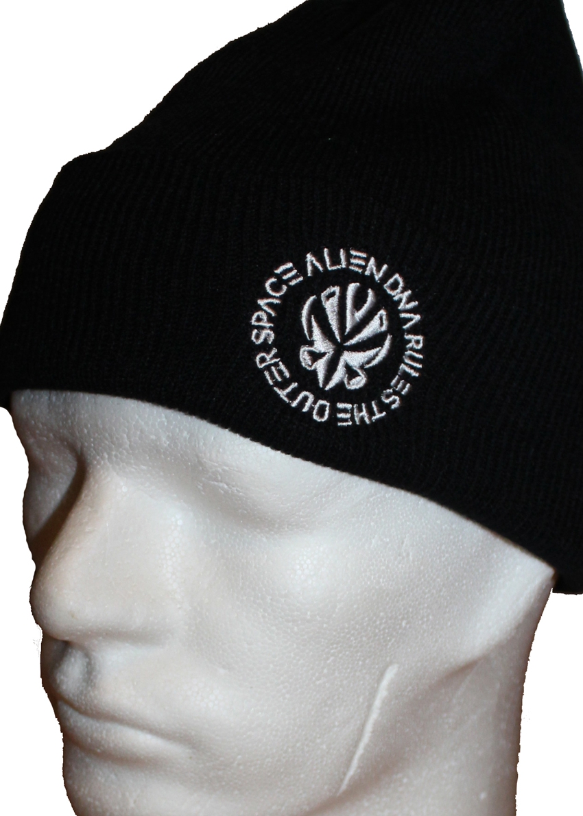 Alien DNA Outer Space pletený kulich černý unisex výšivka