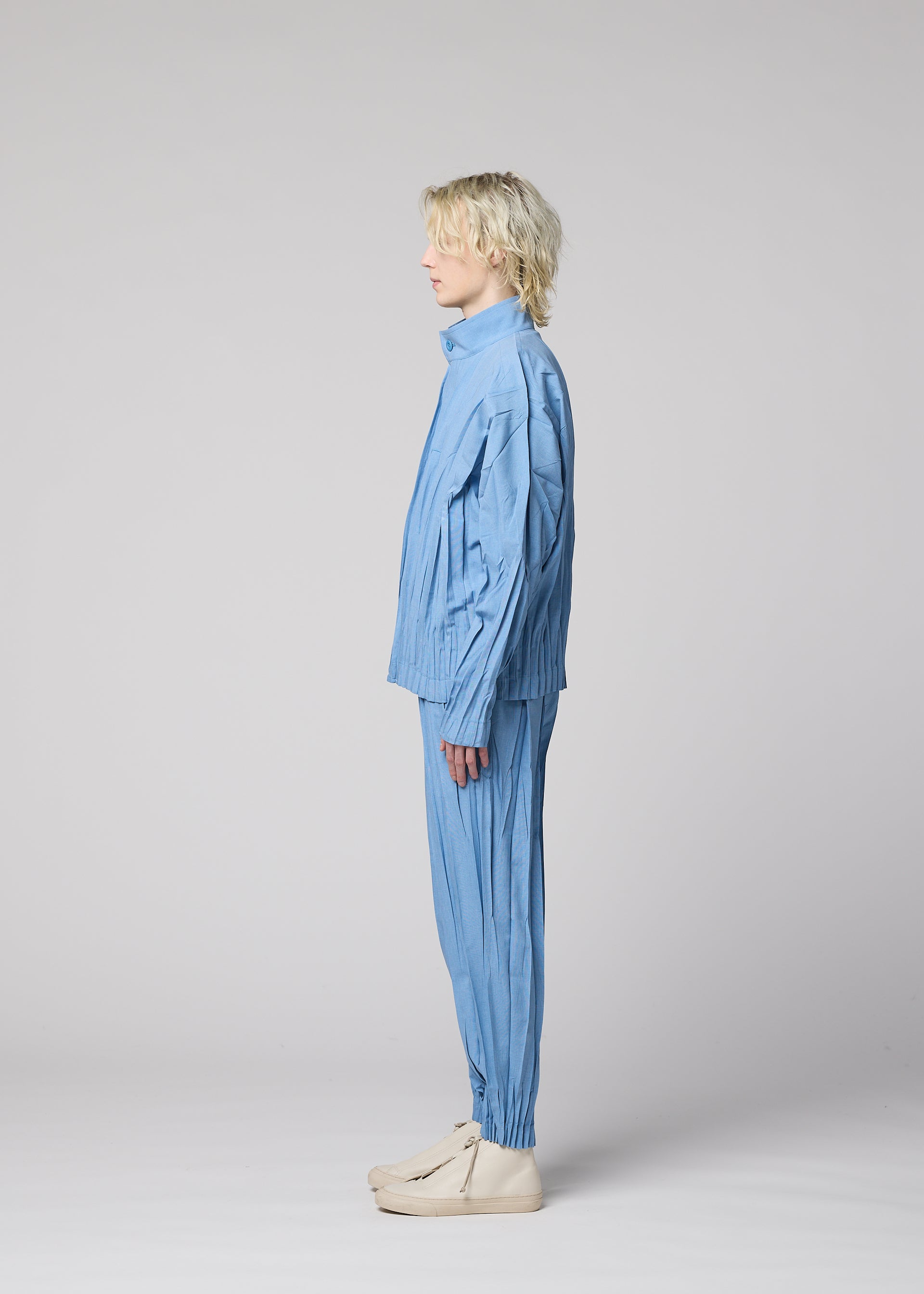 Issey Miyake Edge kalhoty béžové plisované nepravidelné