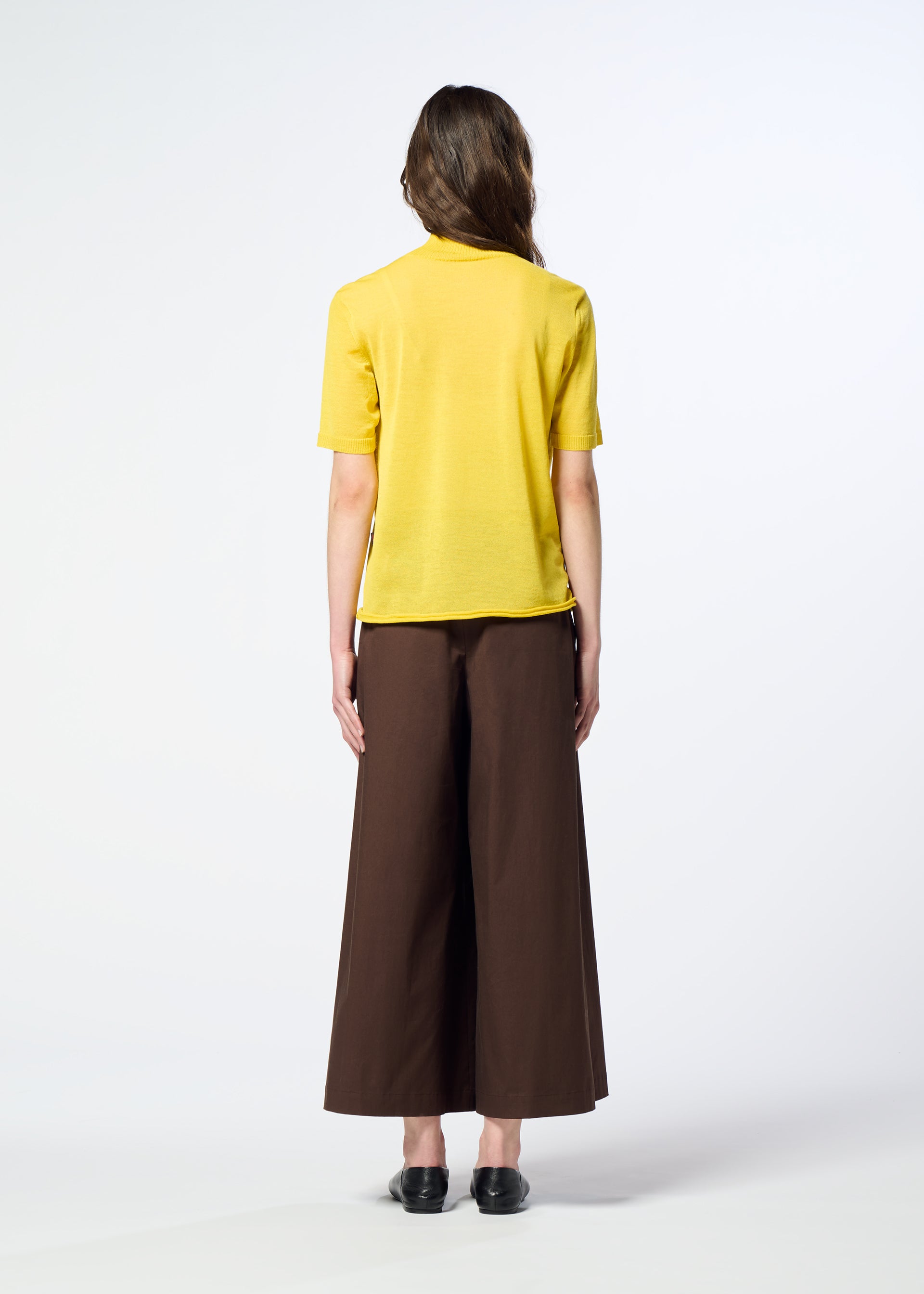 Issey Miyake Airy Pocket Layers pletený top písková lehký