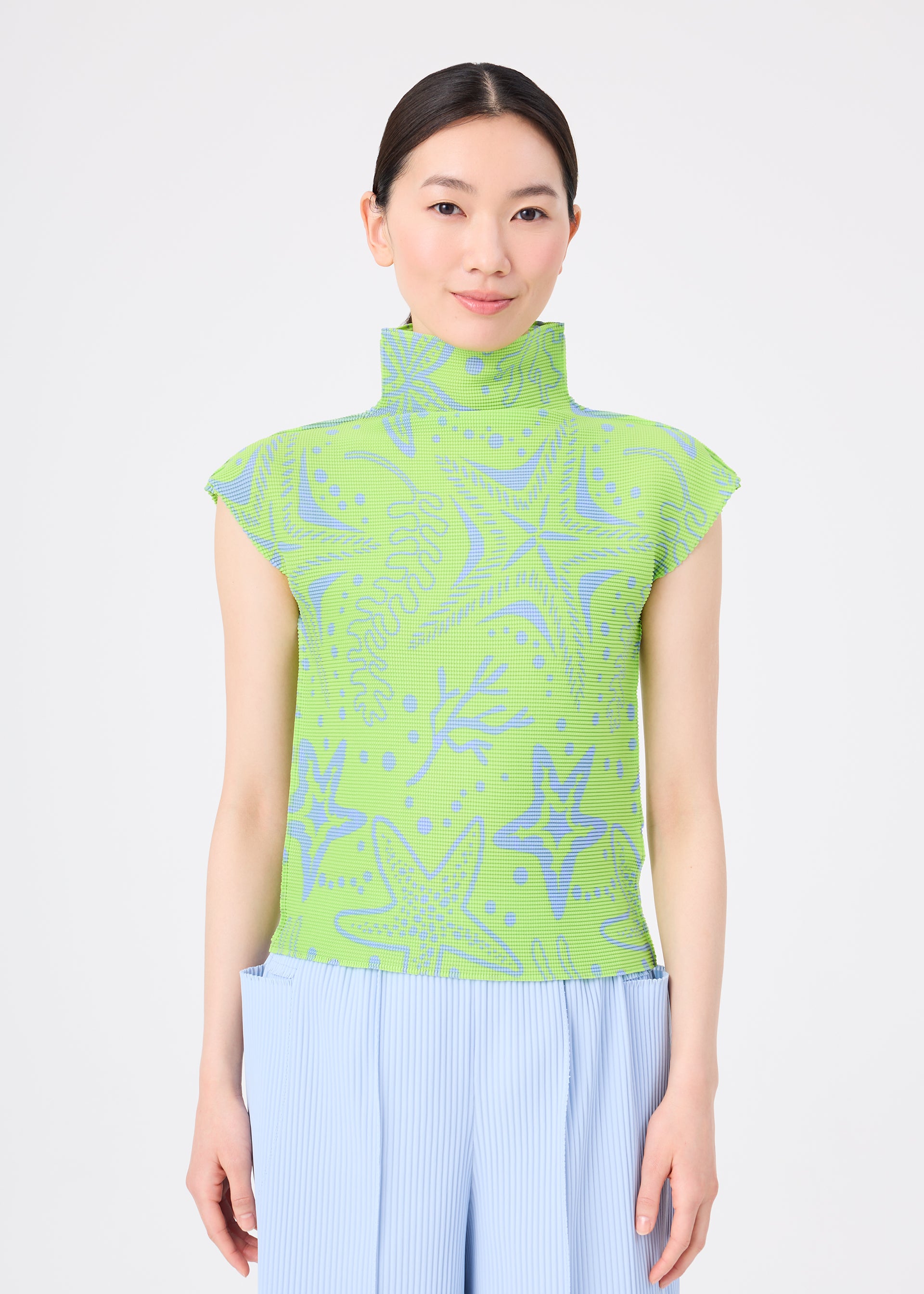 me ISSEY MIYAKE STARFISH top černá plisovaný