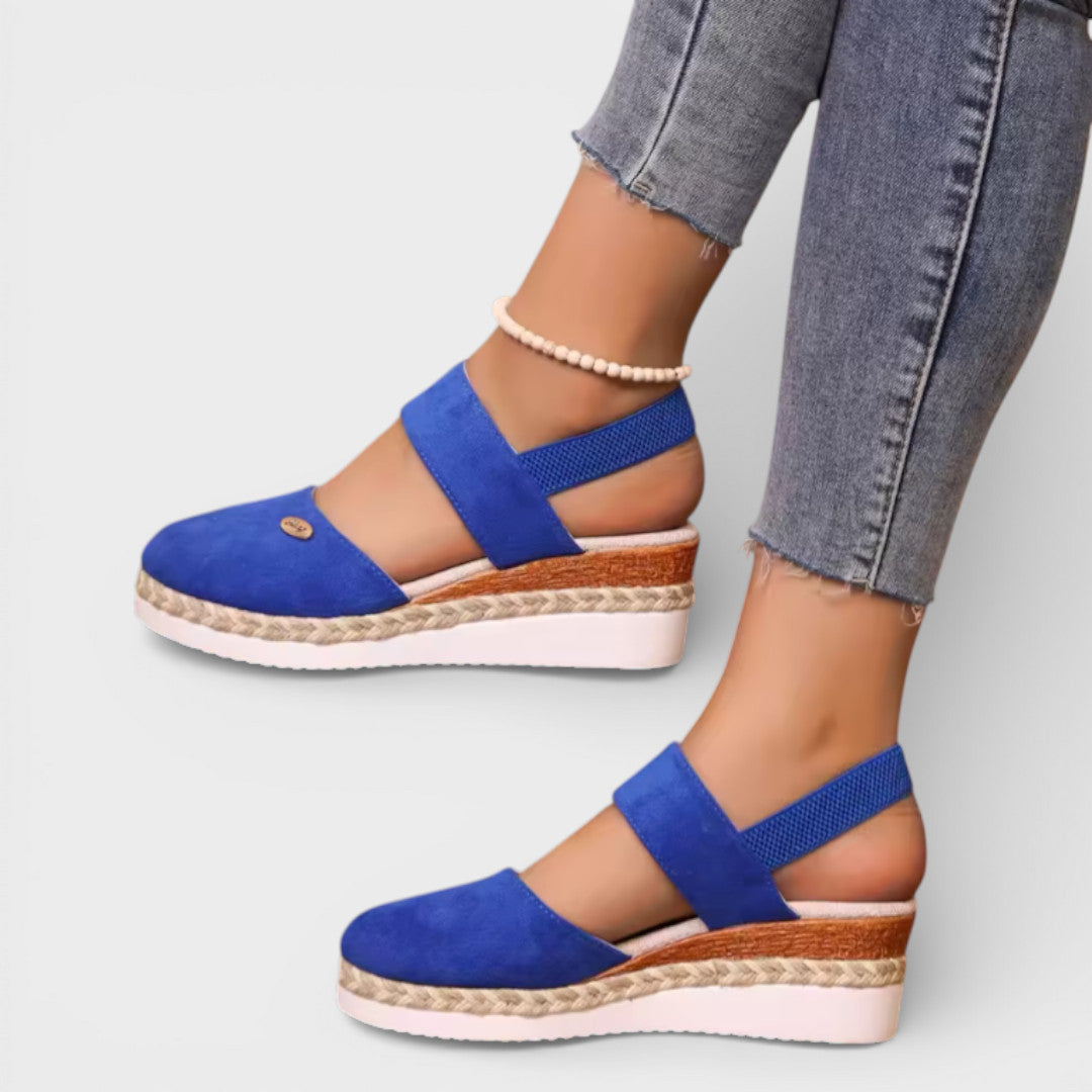Norielle ploché sandály s elastickými pásky béžová espadrilky