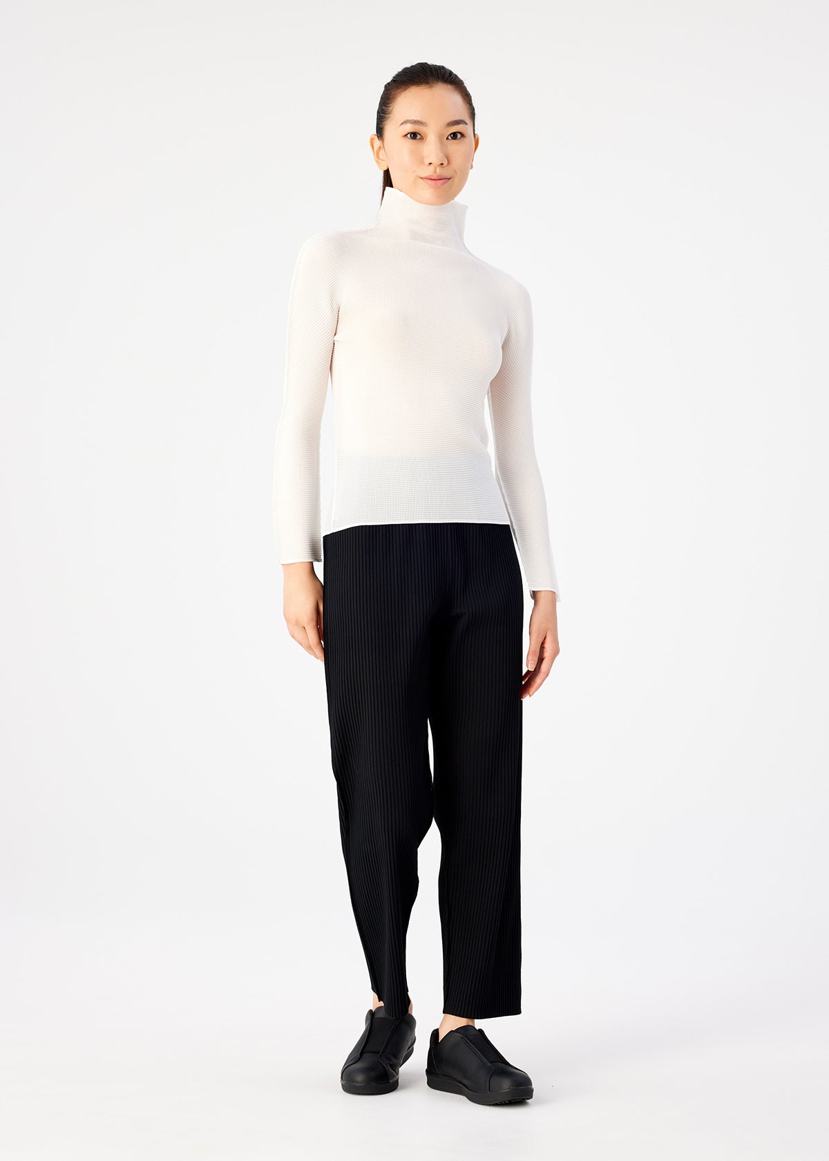 Issey Miyake Stretch Pleats top s rolákem bílý plisovaný