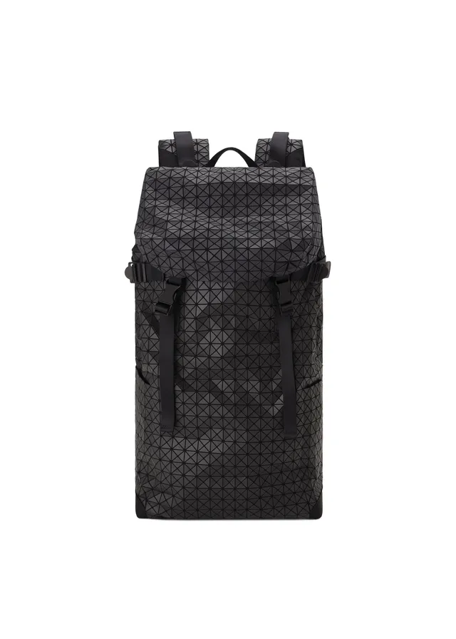 Issey Miyake Hiker Kuro batoh matně černý