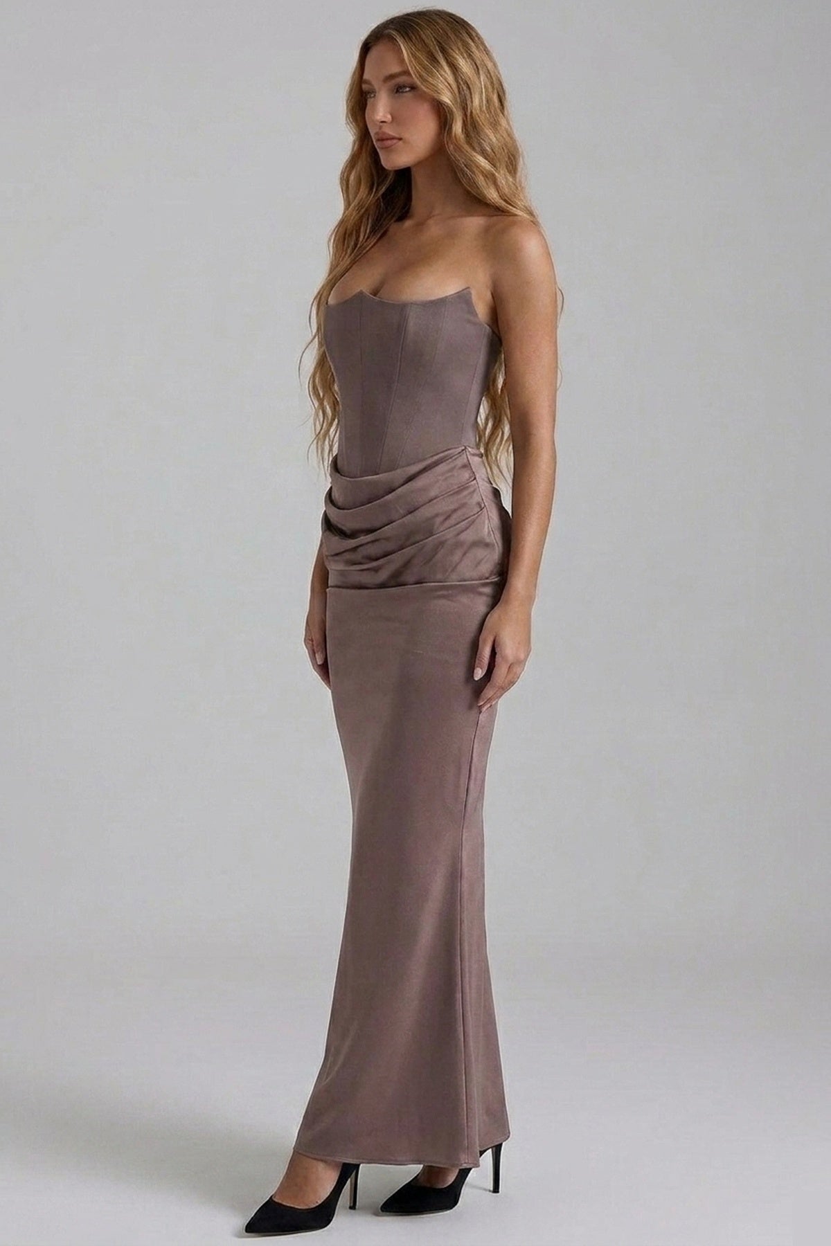 Norielle saténové dlouhé šaty bustier černé drapované