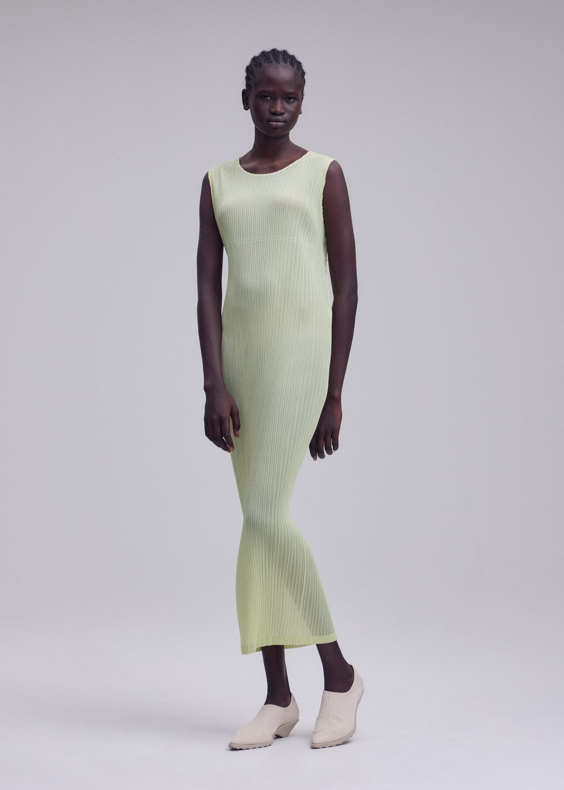 Issey Miyake Sheer Slit Pleats šaty černé bez rukávů 2