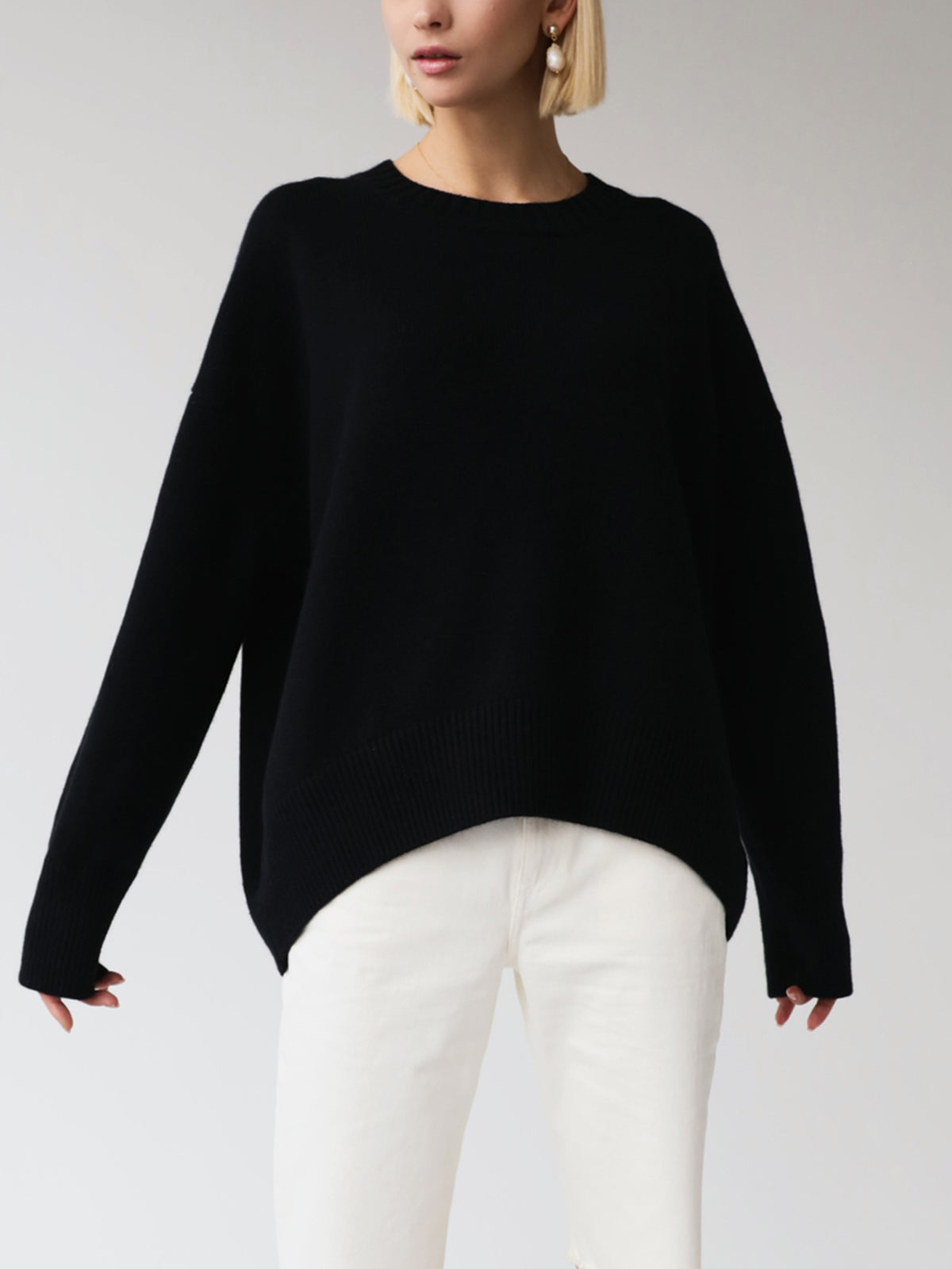 Norielle svetr oversize s rozparky modrobílý