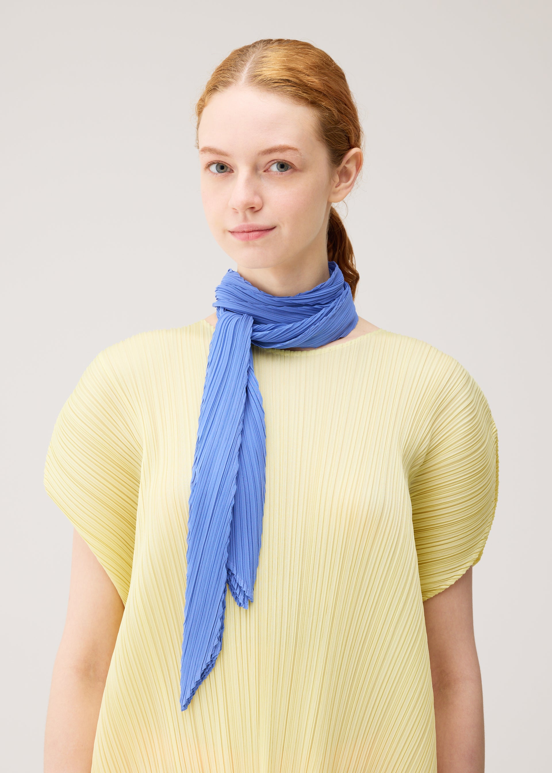Pleats Please Issey Miyake Skinny Scarf šála White úzká