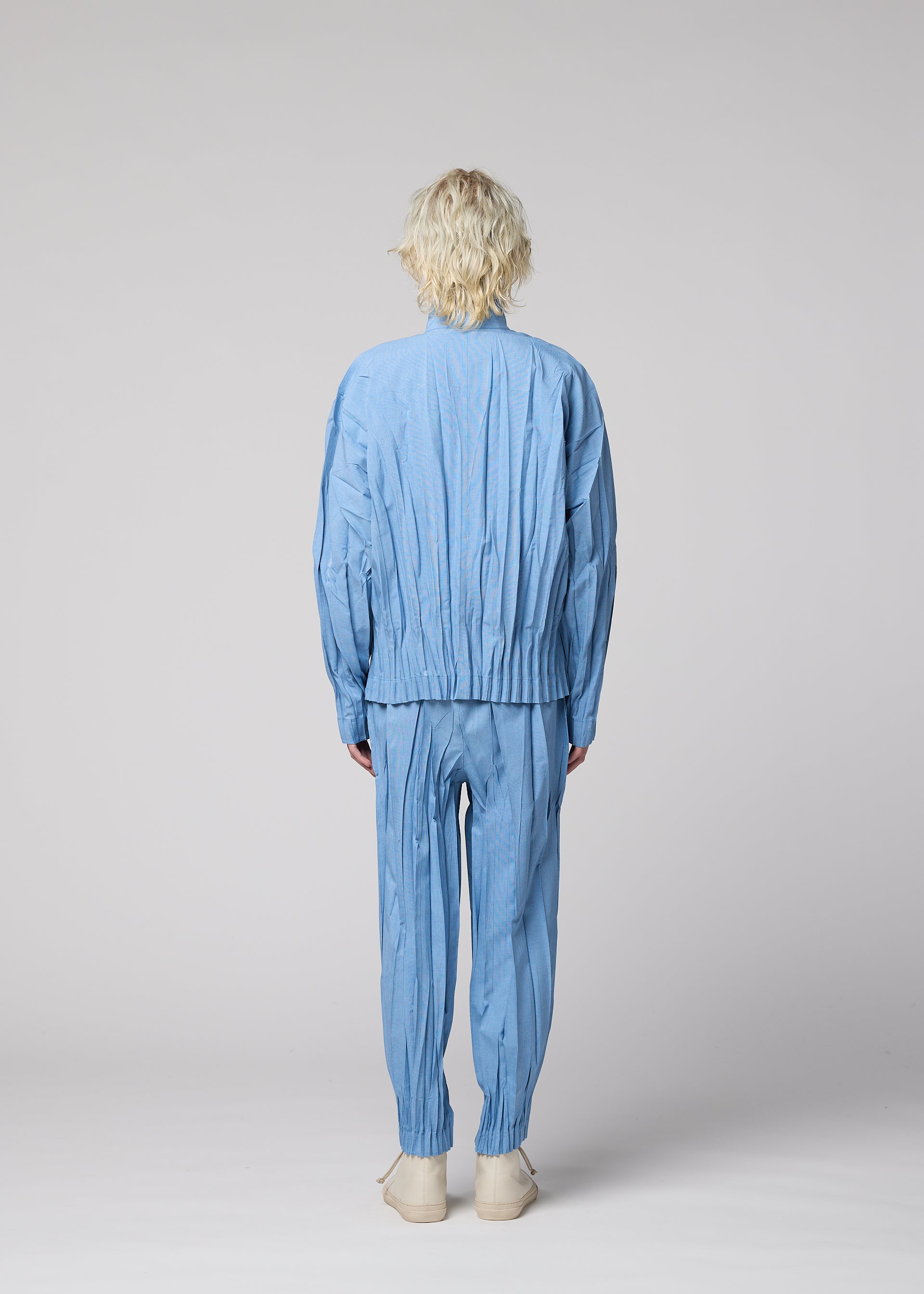 Issey Miyake IM MEN EDGE plisovaná bunda béžová vel. 2
