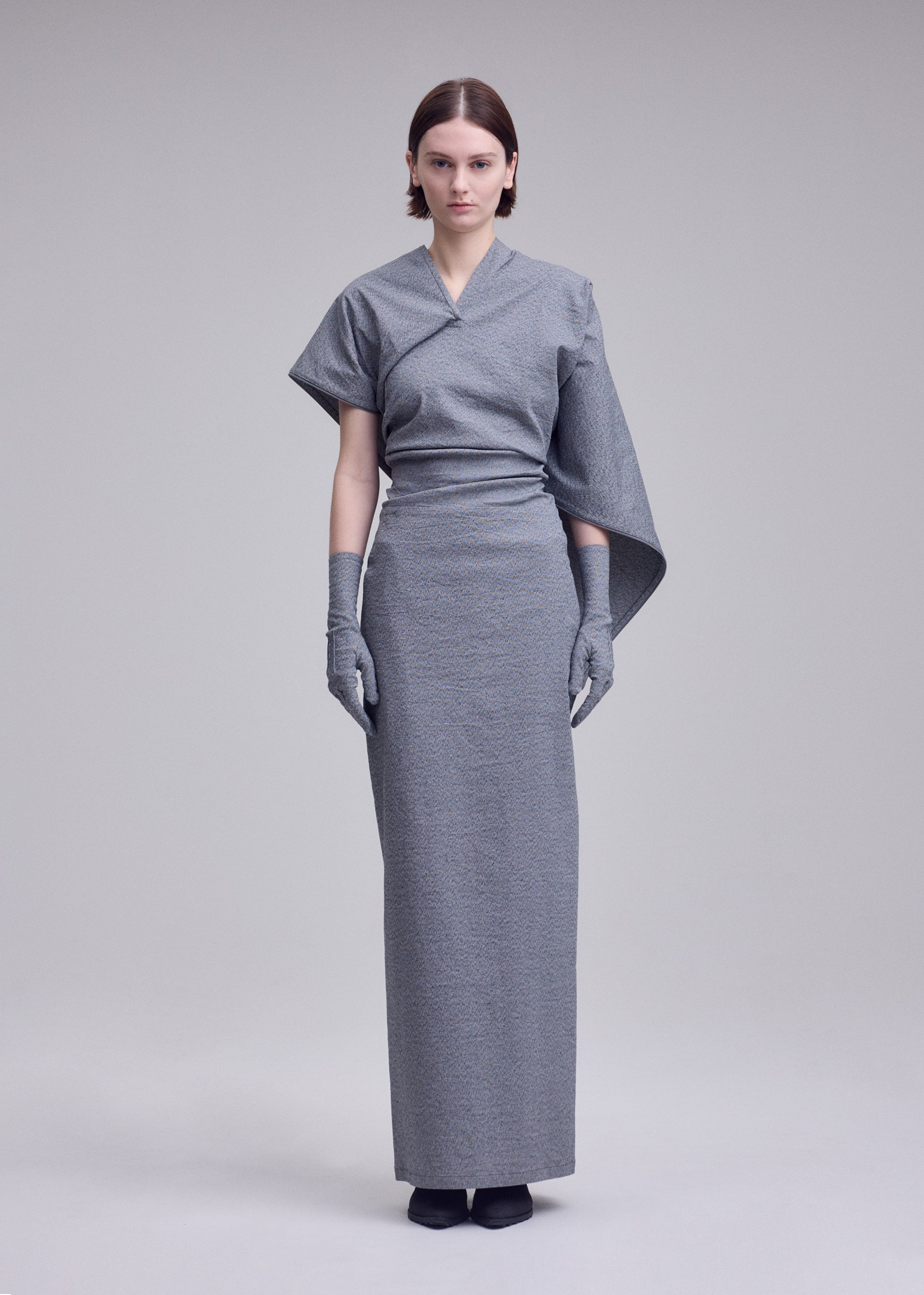 Issey Miyake Allow minimalistické šaty off-white