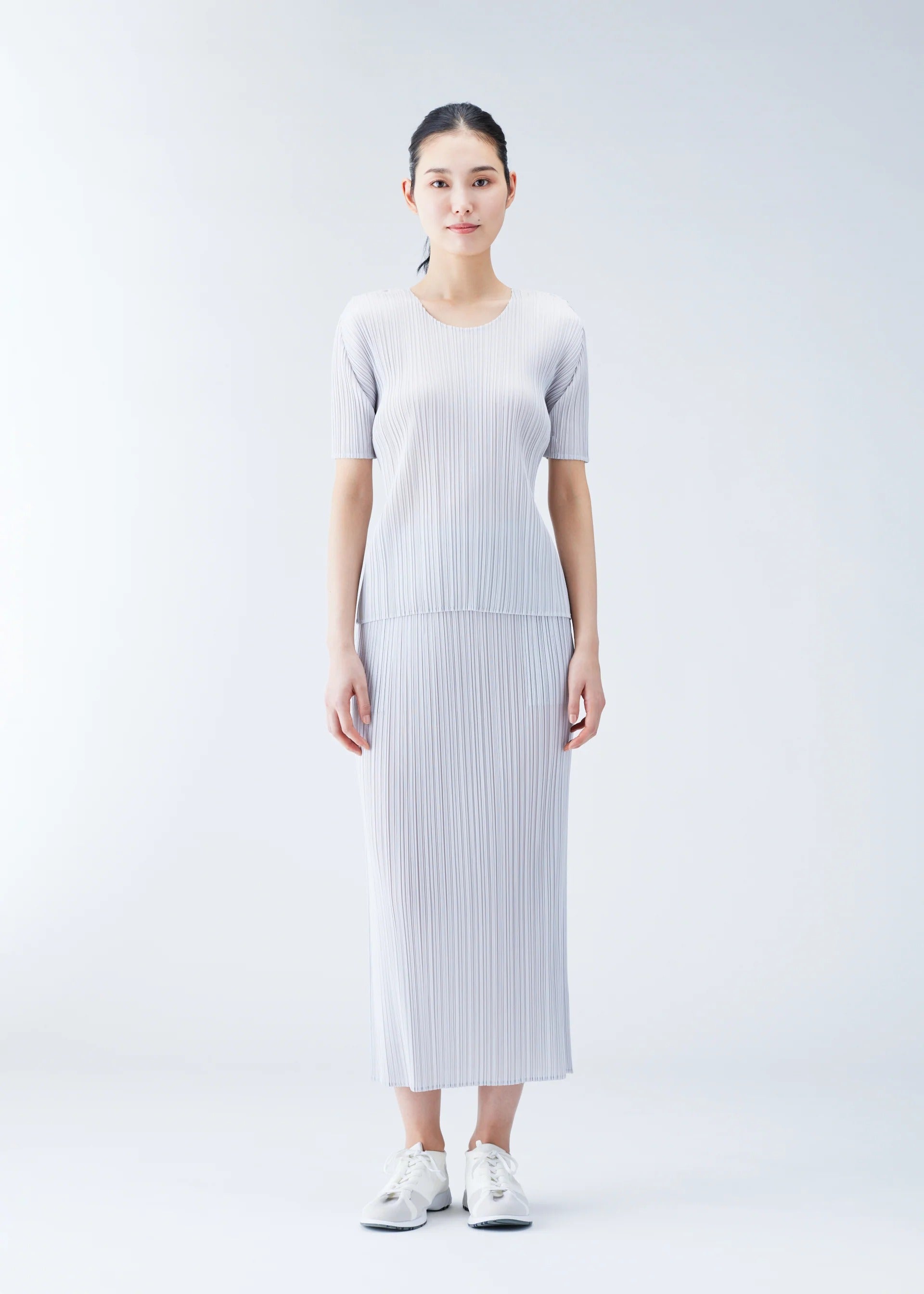 Issey Miyake Basics top světle šedý vel. 3