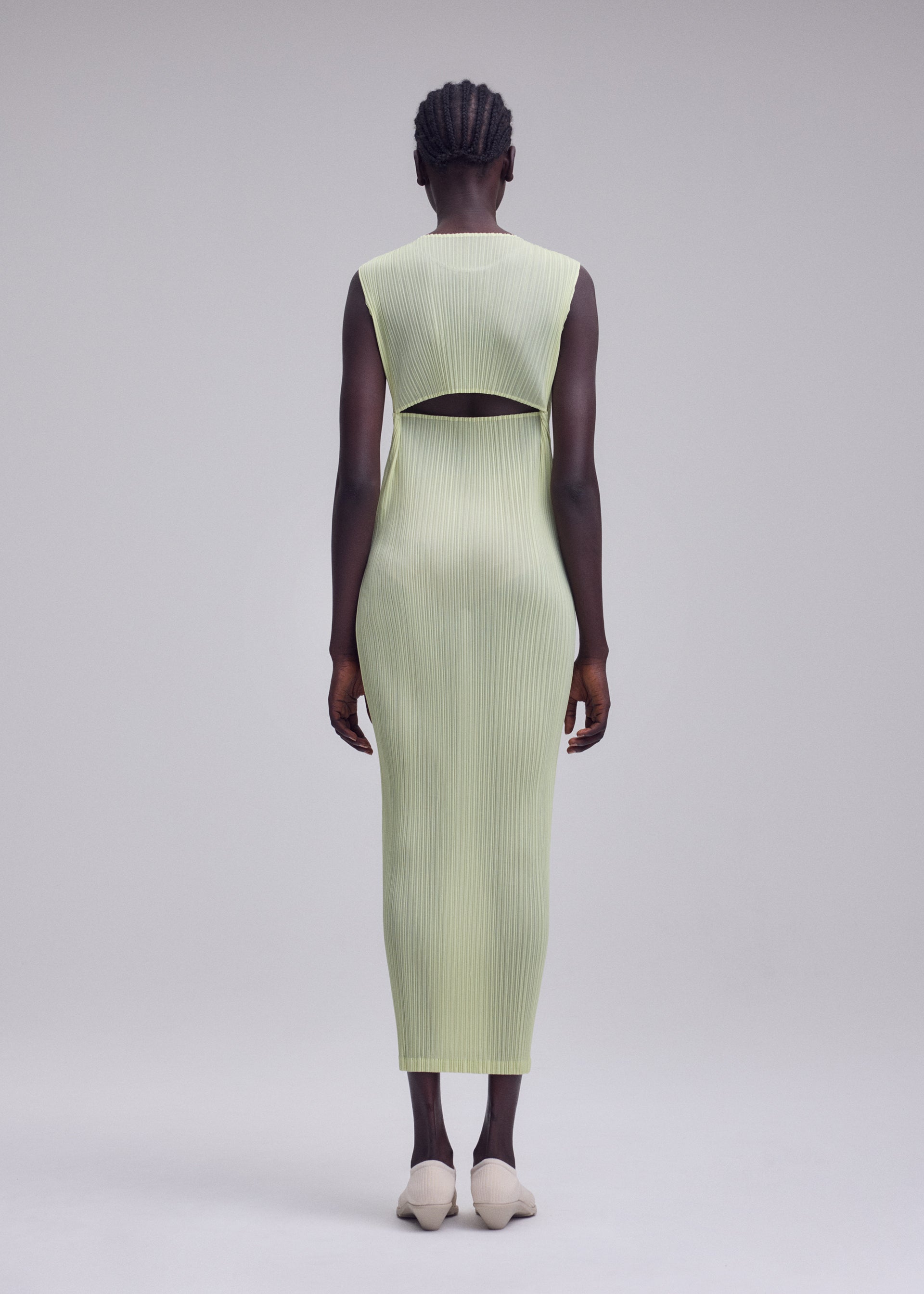 Issey Miyake Sheer Slit Pleats šaty černé bez rukávů 2