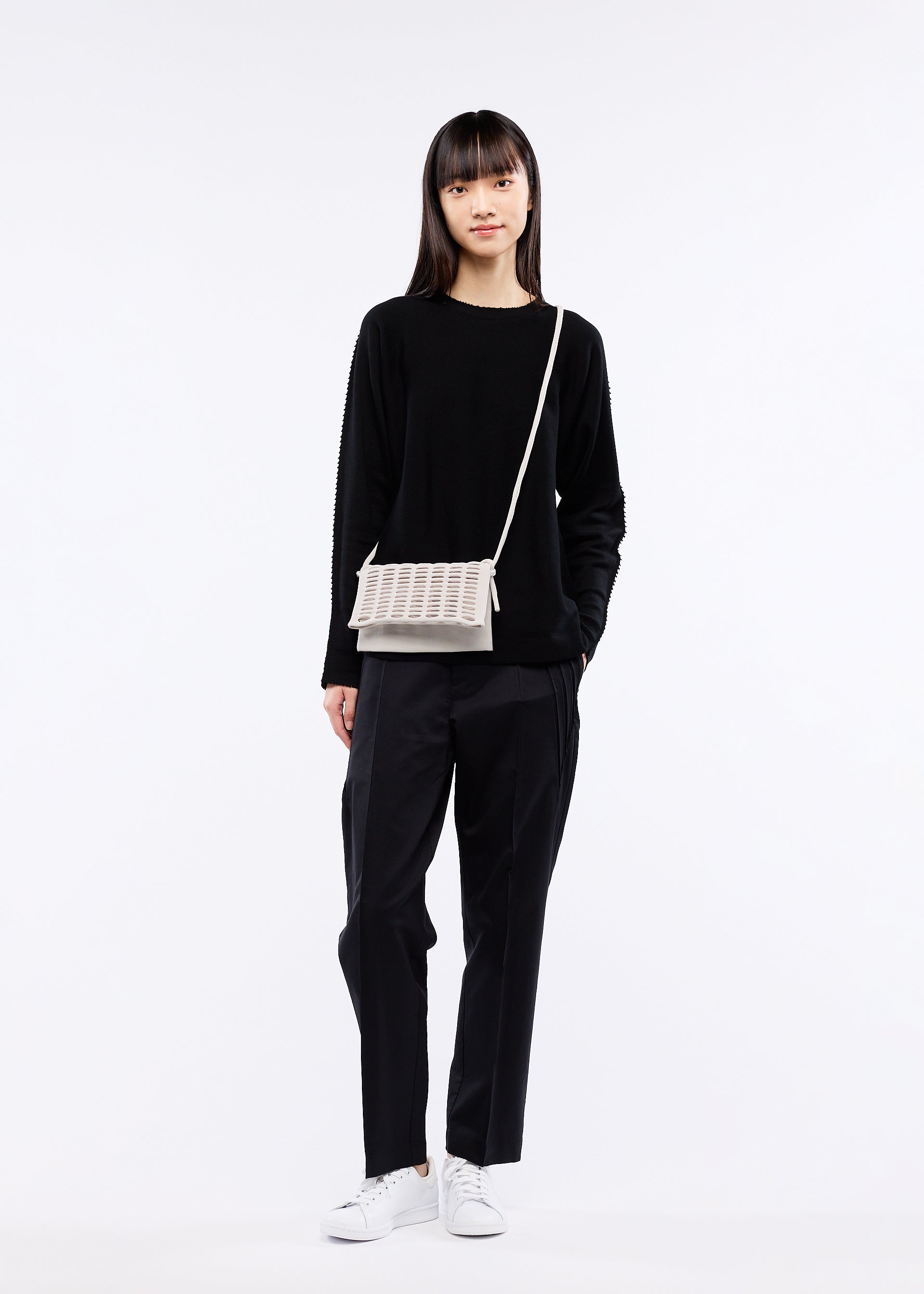 Issey Miyake Mokko Flap Pouch kabelka růžová pletená