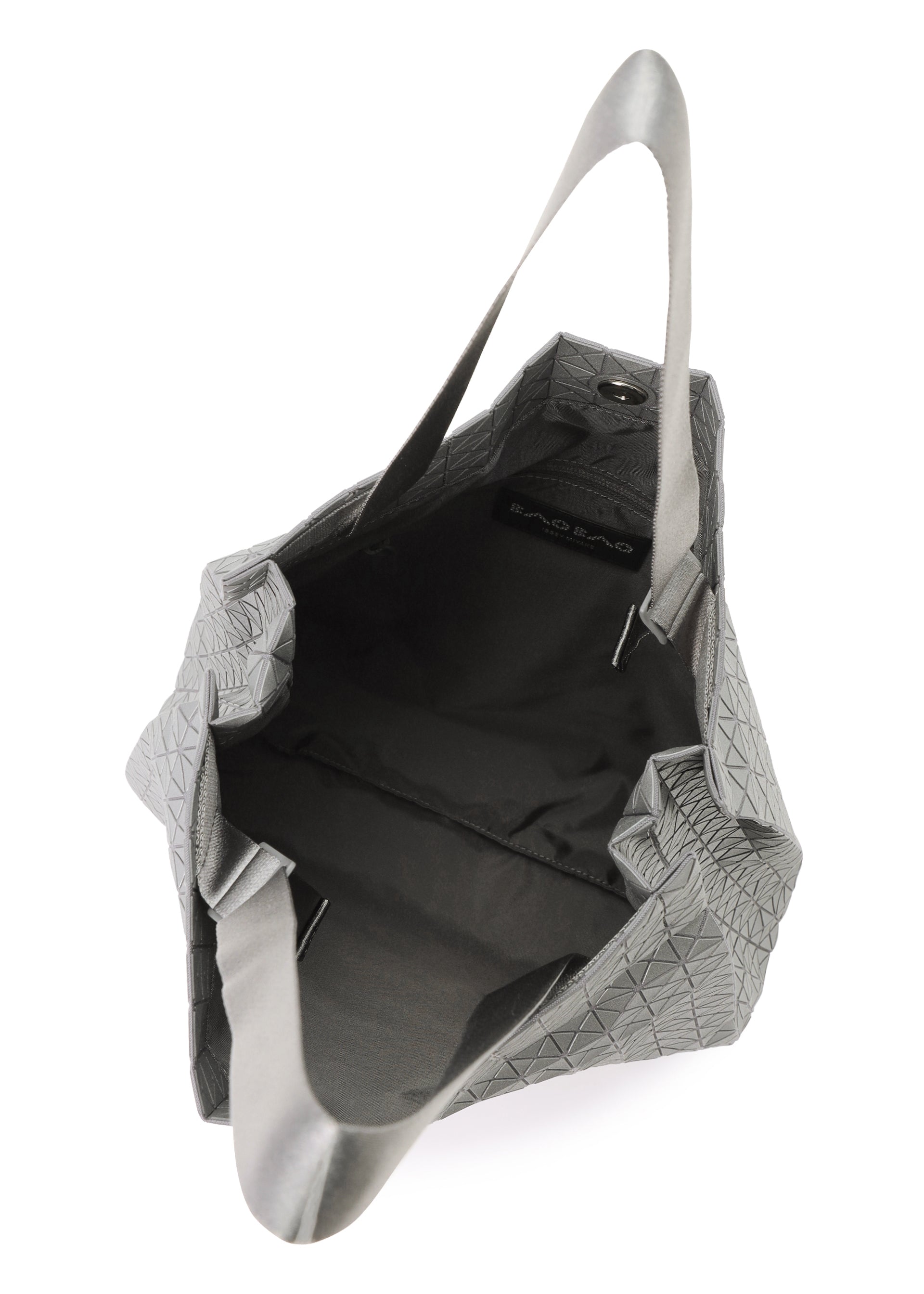 Issey Miyake Cart S Reflector tote kabelka silver na notebook