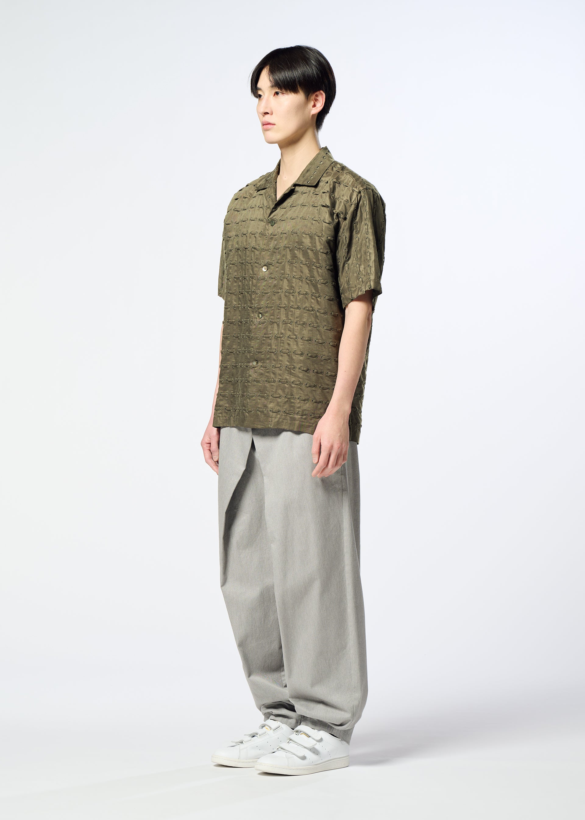 Issey Miyake Hole & Line košile Khaki vel. 4