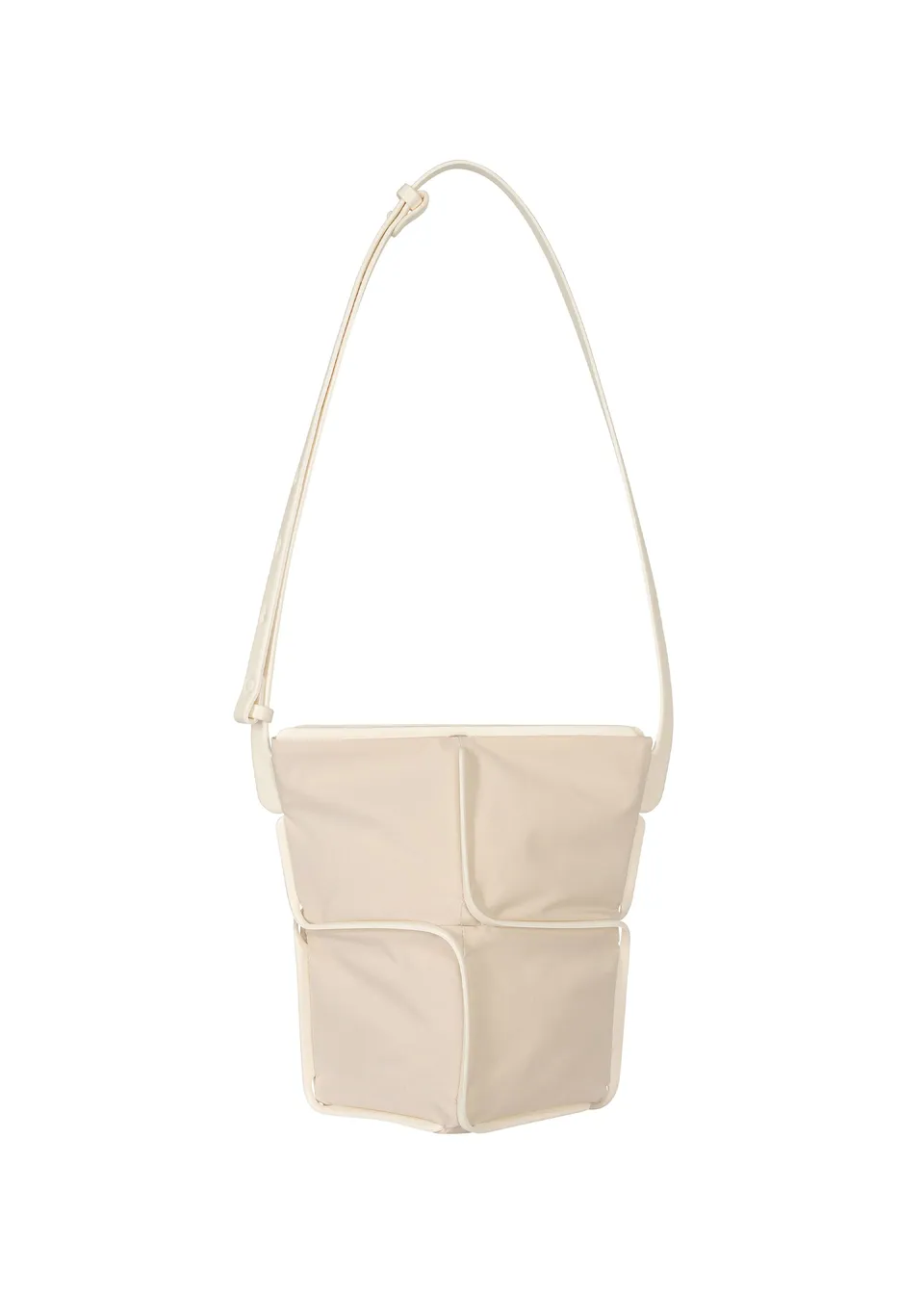 Issey Miyake Frame kabelka černá přes rameno