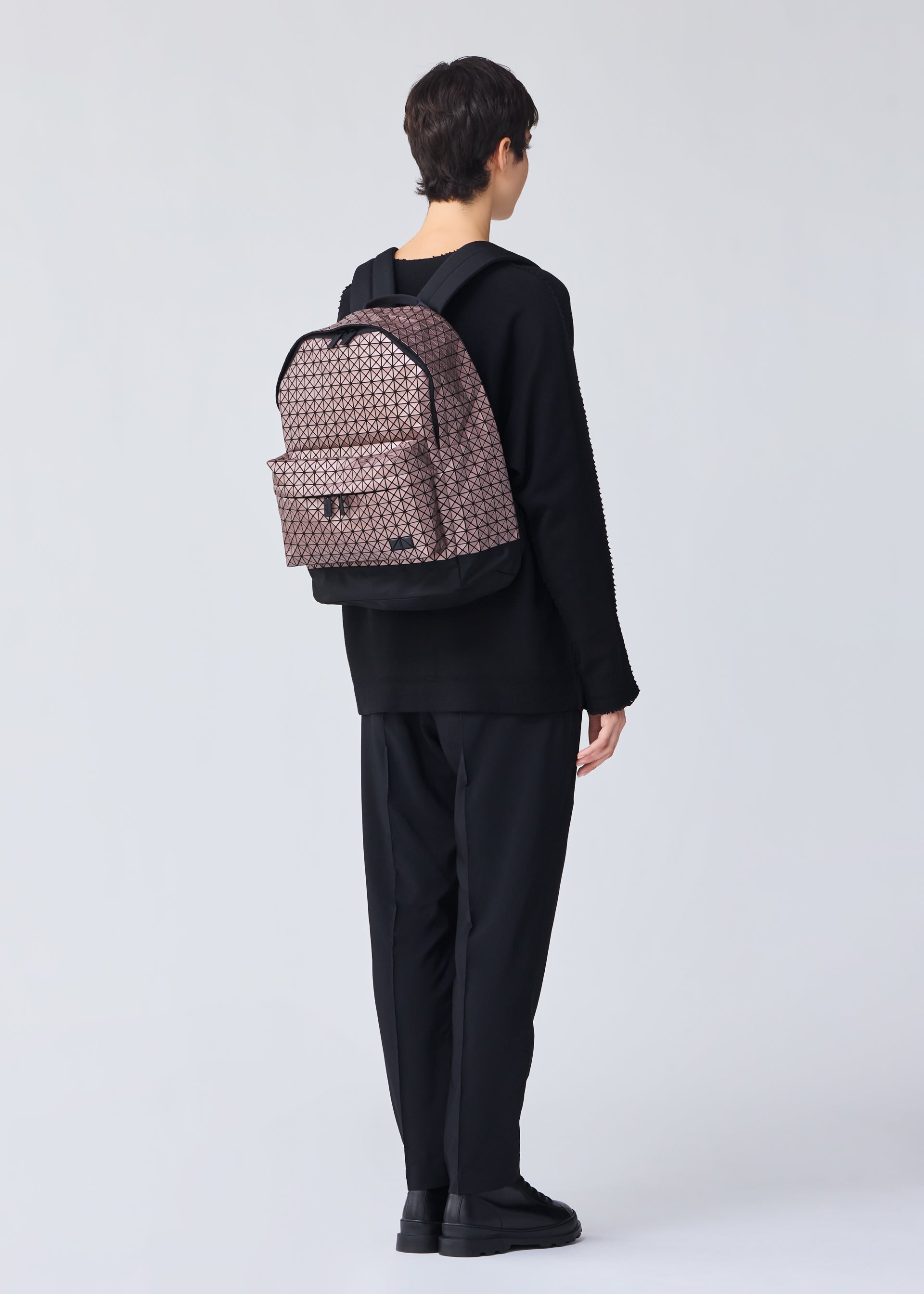 Issey Miyake Bao Bao Daypack Metallic batoh cerulean blue metalický
