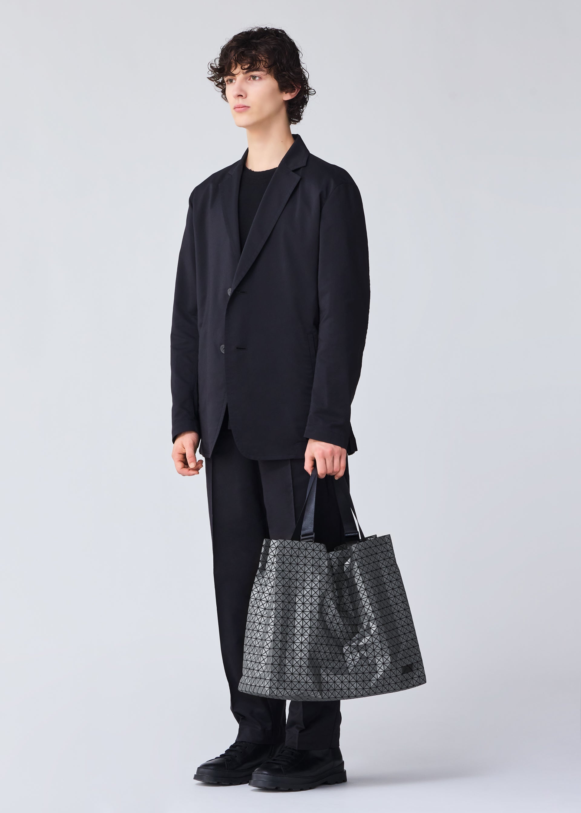 Issey Miyake Cart Reflector tote Charcoal Gray reflexní