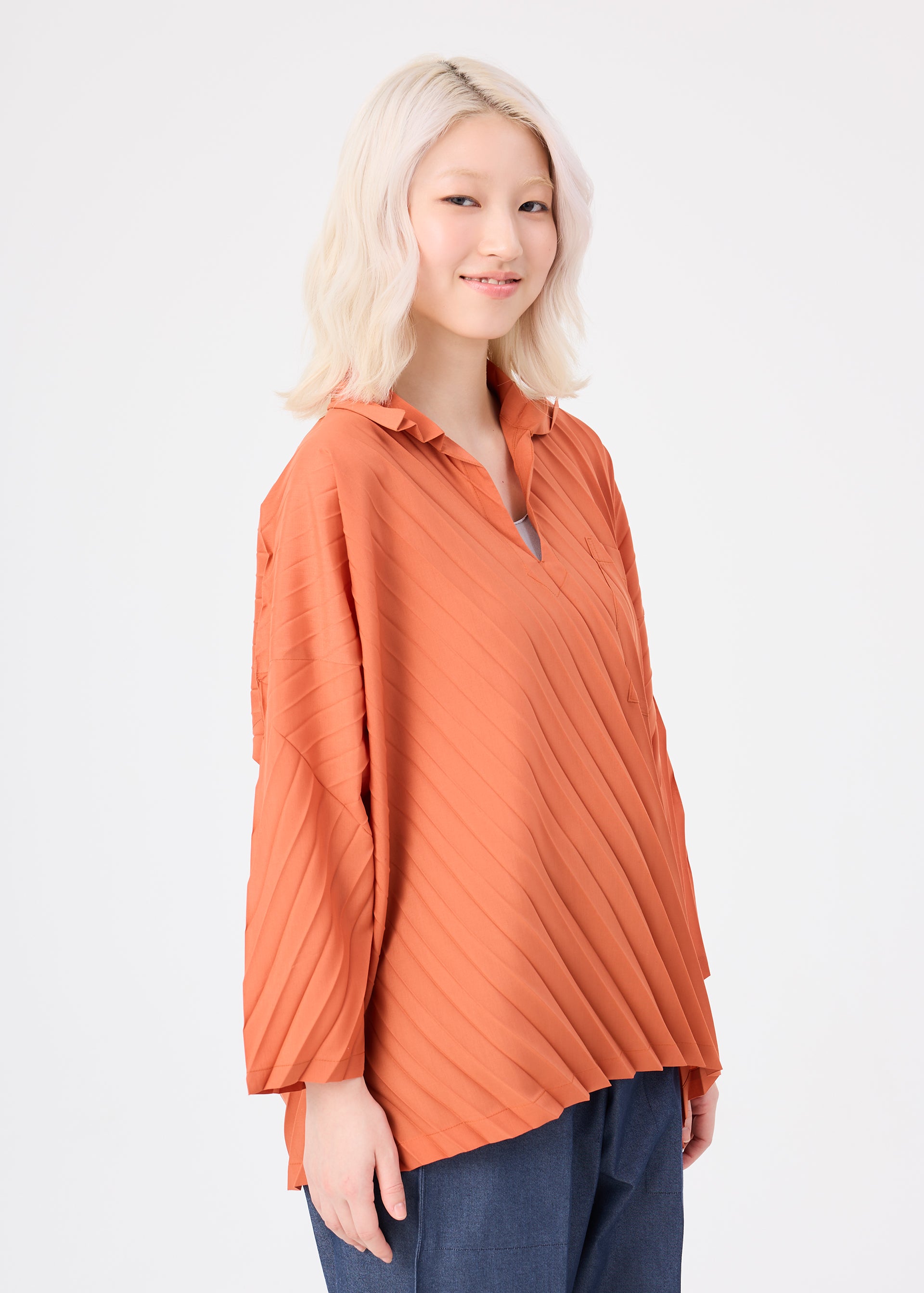Me Issey Miyake Angle Pleats Shirt košile bílá skladebná
