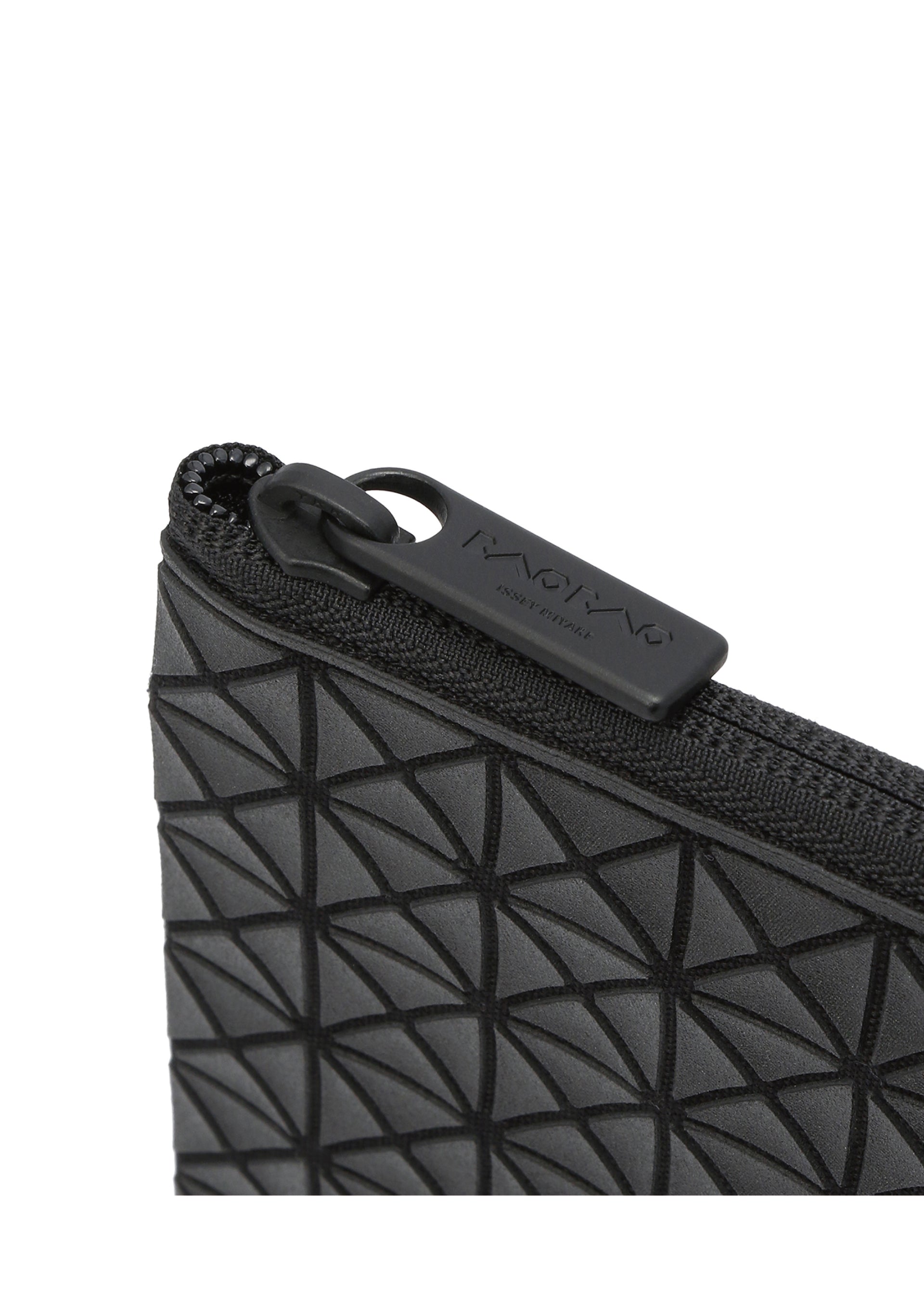 Issey Miyake Bao Bao Organizer pouzdro matně černé